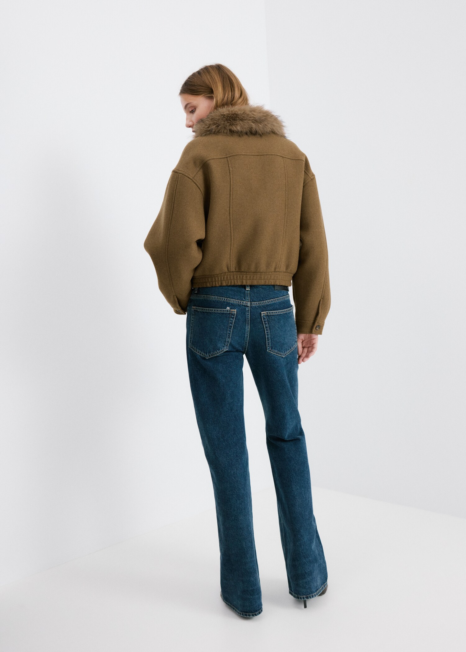 Wool blend jacket with fur collar - Reverse of the article