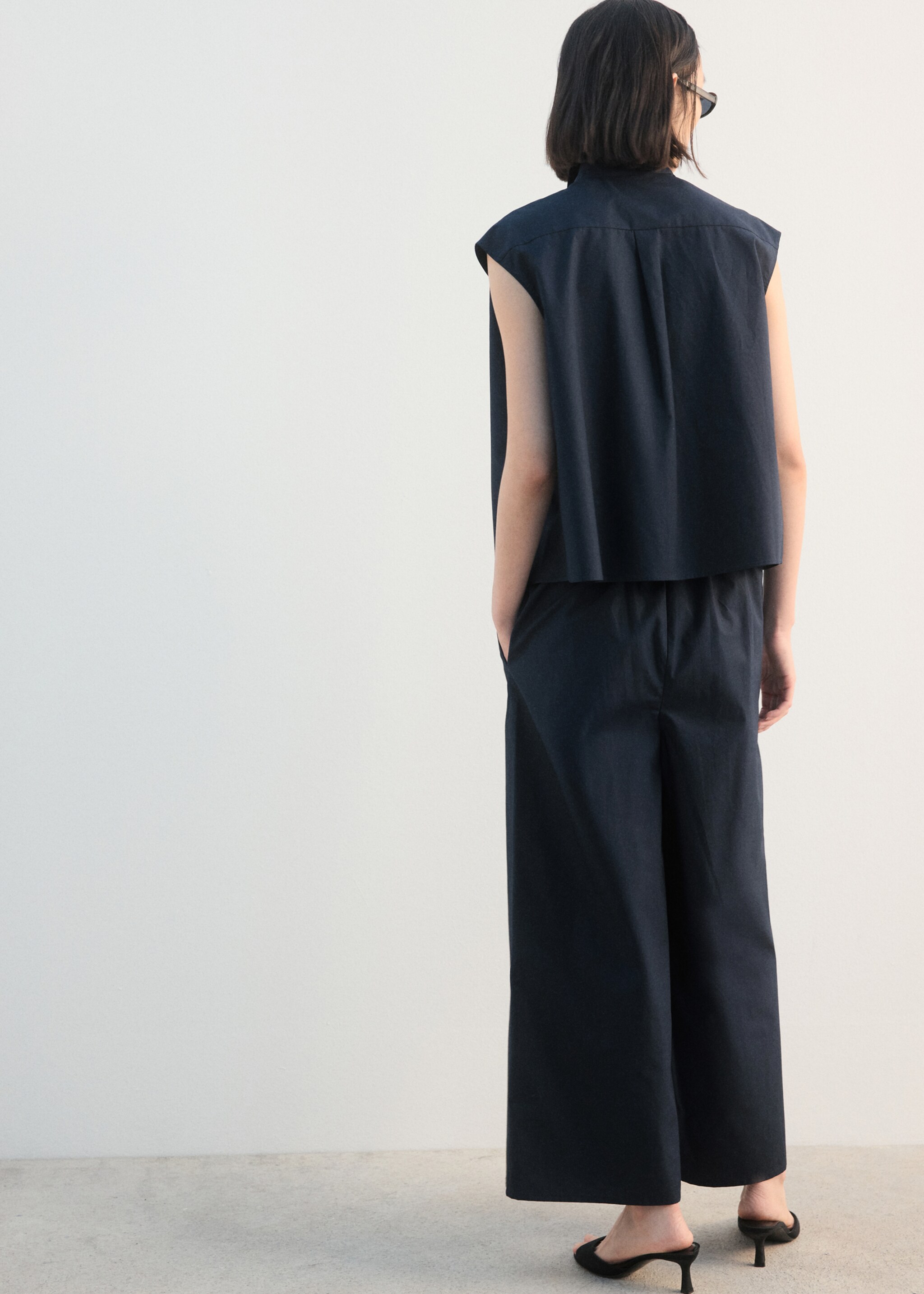 بنطلون مستقيم بخصر مطاطي - الجهة الخلفية للمنتج, أزرق غامق. Ref: 27022539-00.