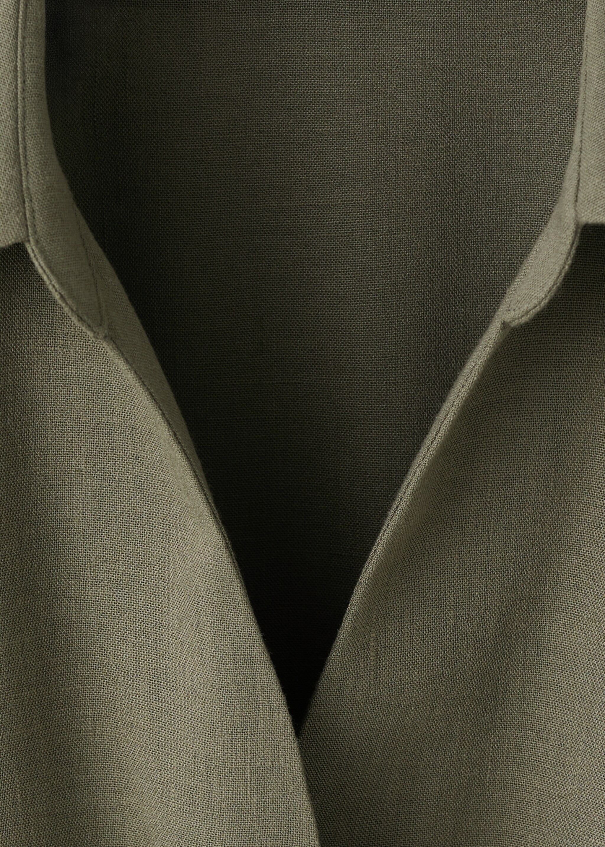 Vestido camisero plisado - Detalle del artículo 0, Khaki. Ref: 27022542-00.
