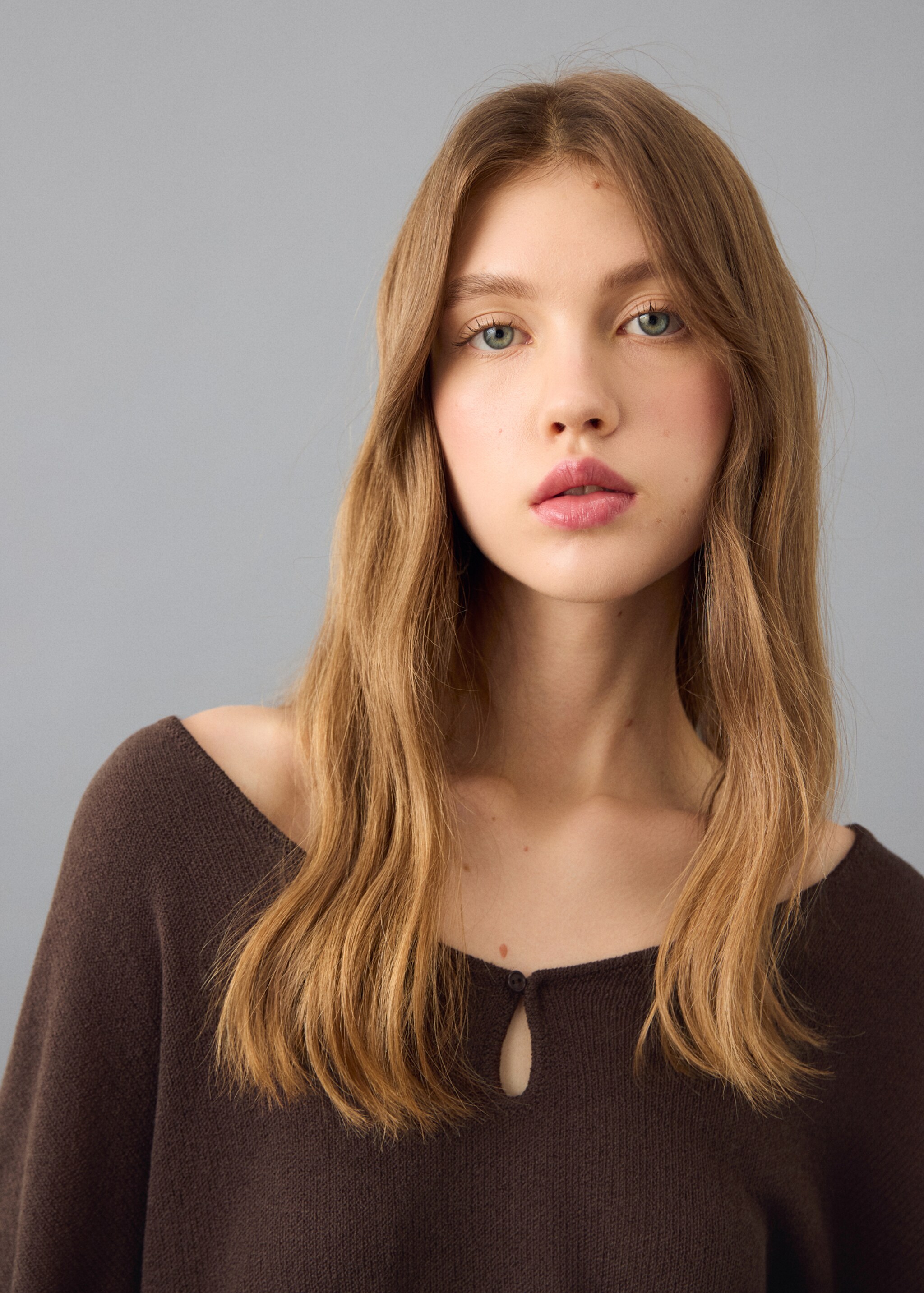 Pull-over maille ouvertures - Détail de l'article 1, Marron. Ref: 27022544-00.