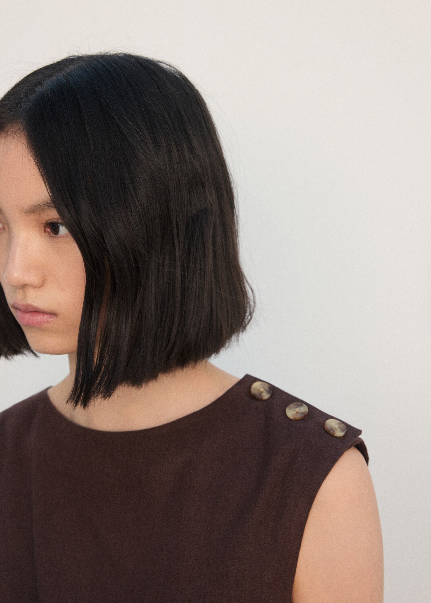 Linen wrap dress - Details of the article 1