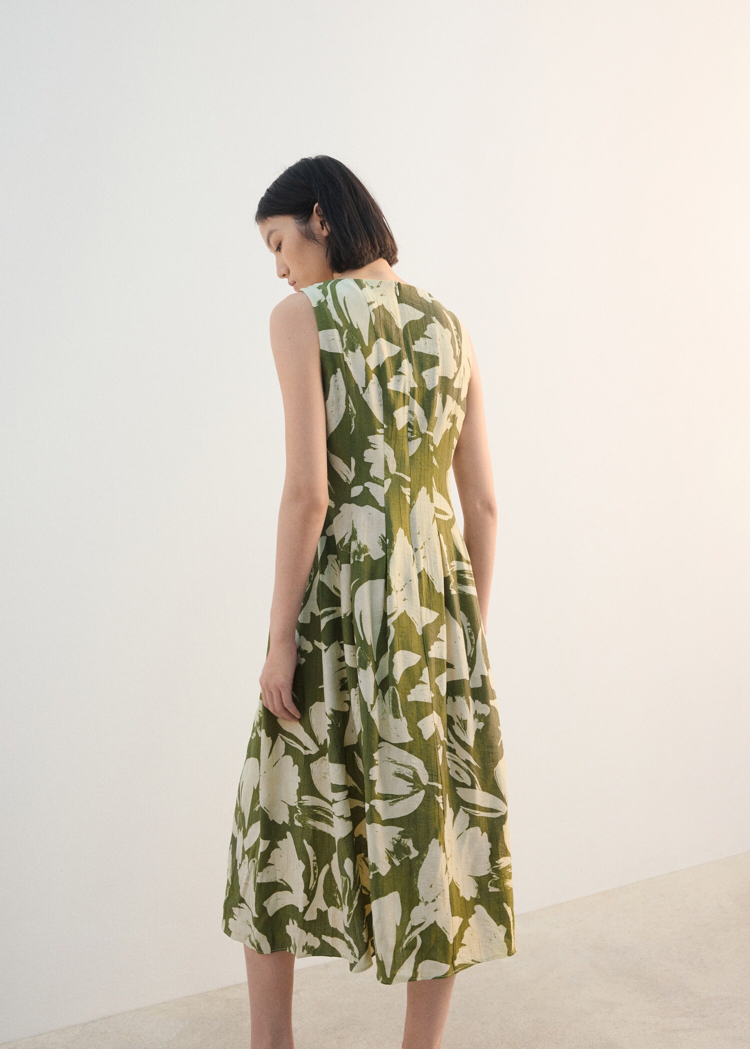 Vestido evasé estampado floral - Reverso del artículo