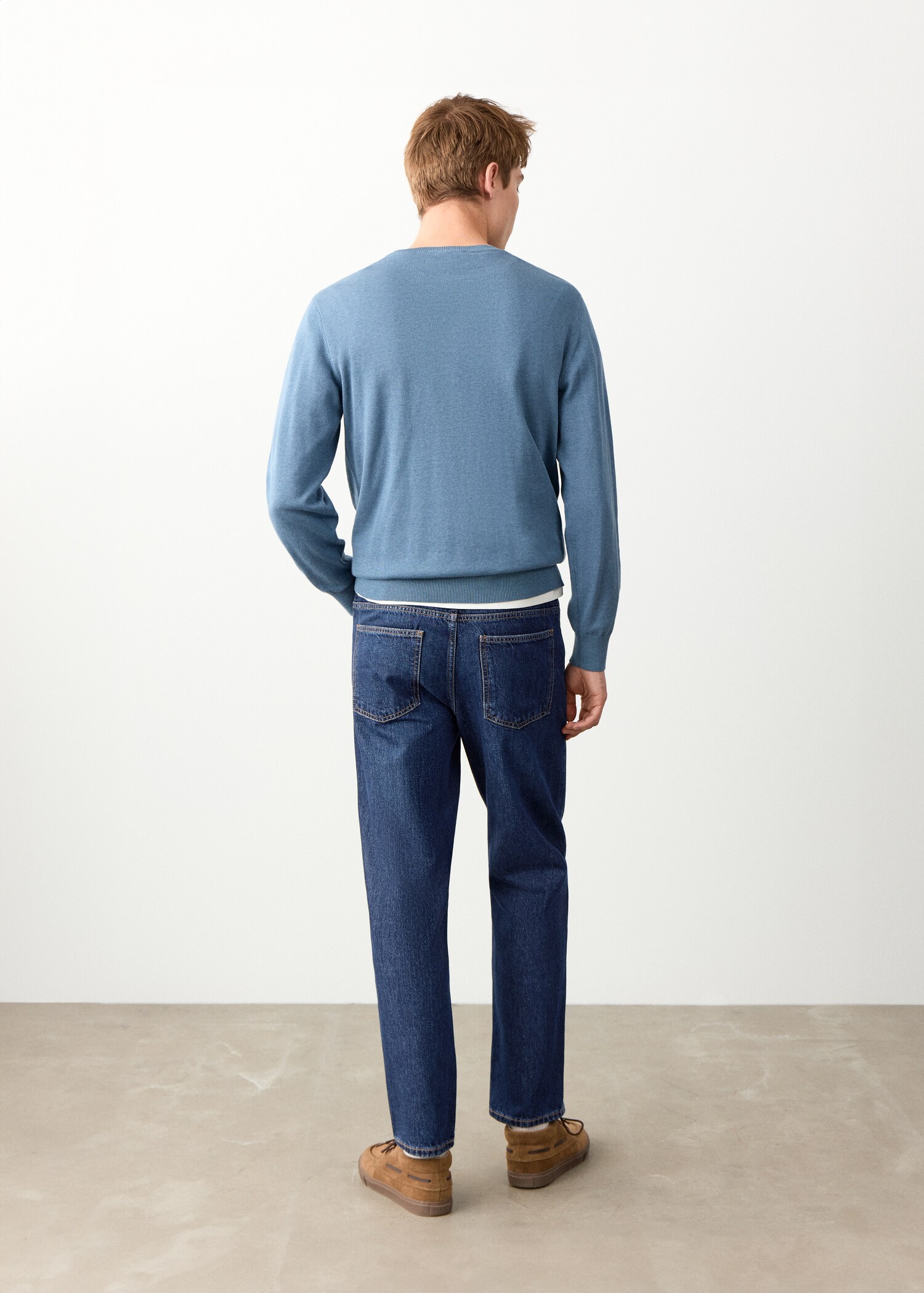 جينز بقصة منتظمة - الجهة الخلفية للمنتج