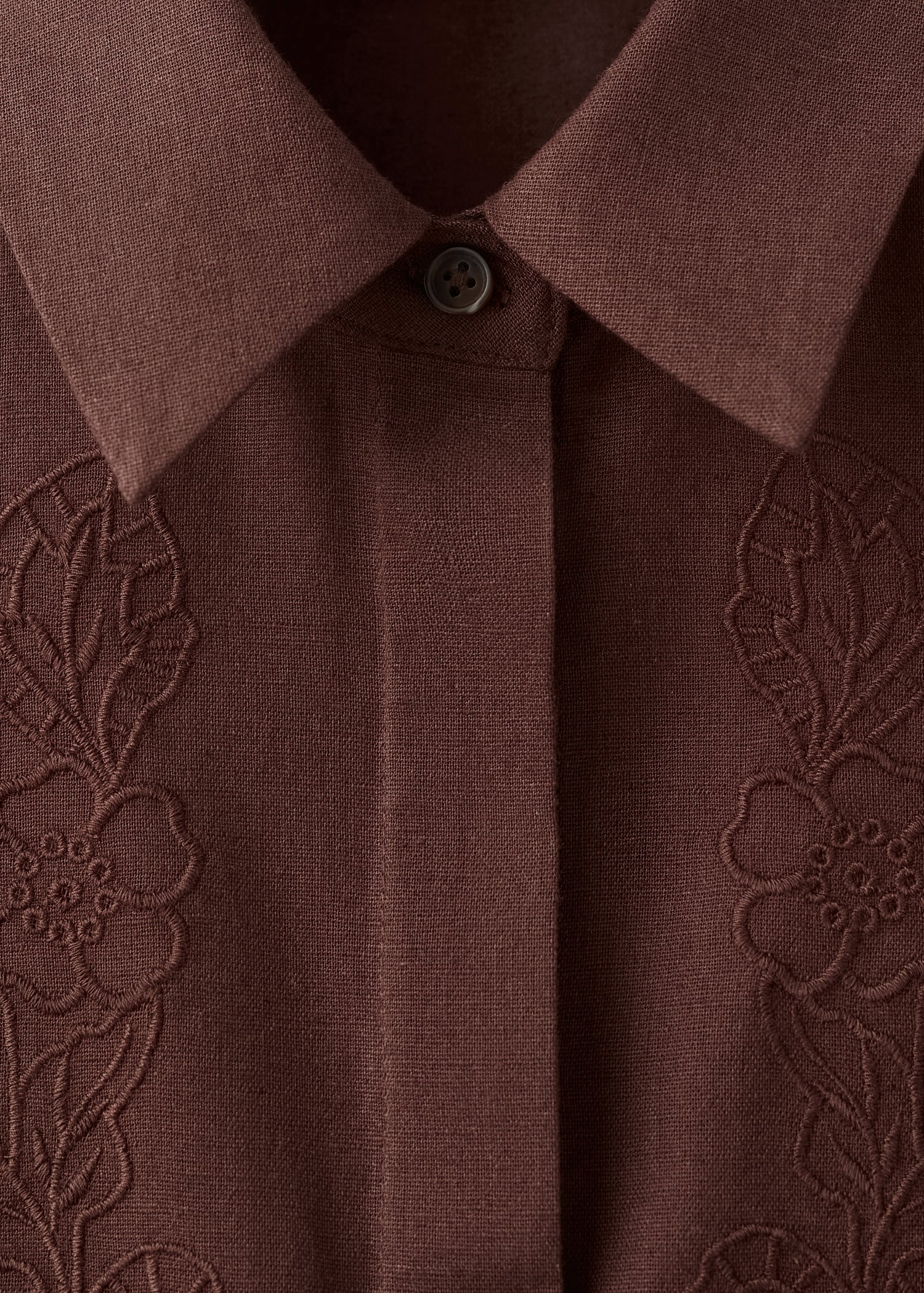 Embroidered shirt dress - Details of the article 8