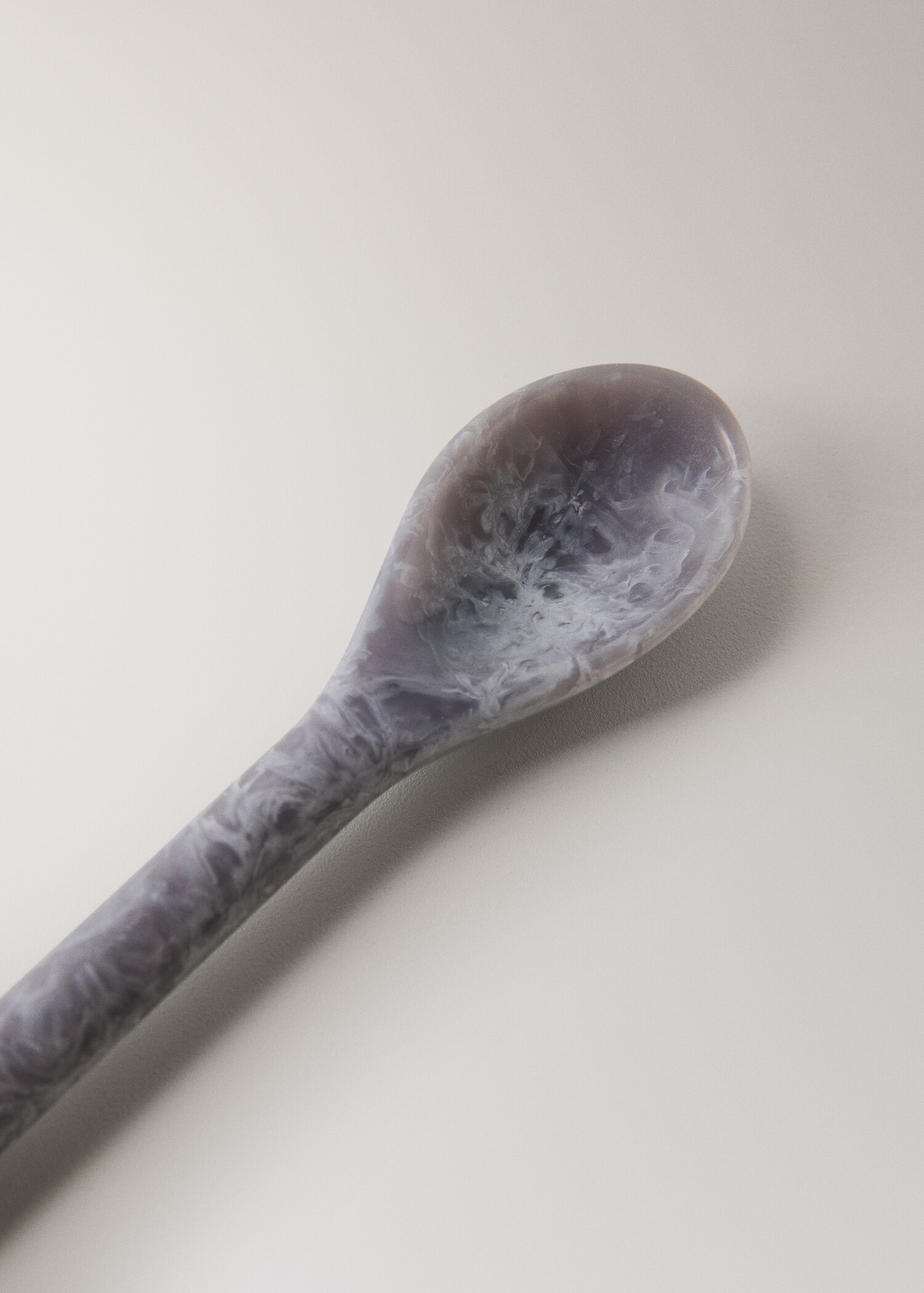 Pack of 4 resin dessert spoons - Details of the article 1