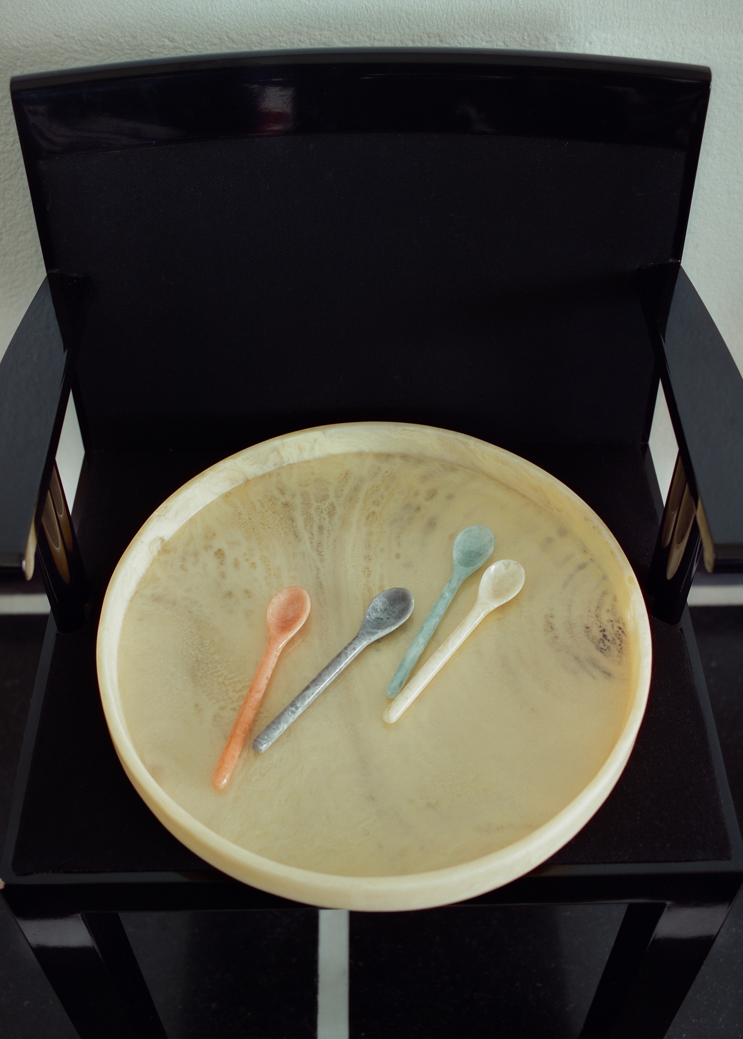 Pack of 4 resin dessert spoons - Details of the article 6