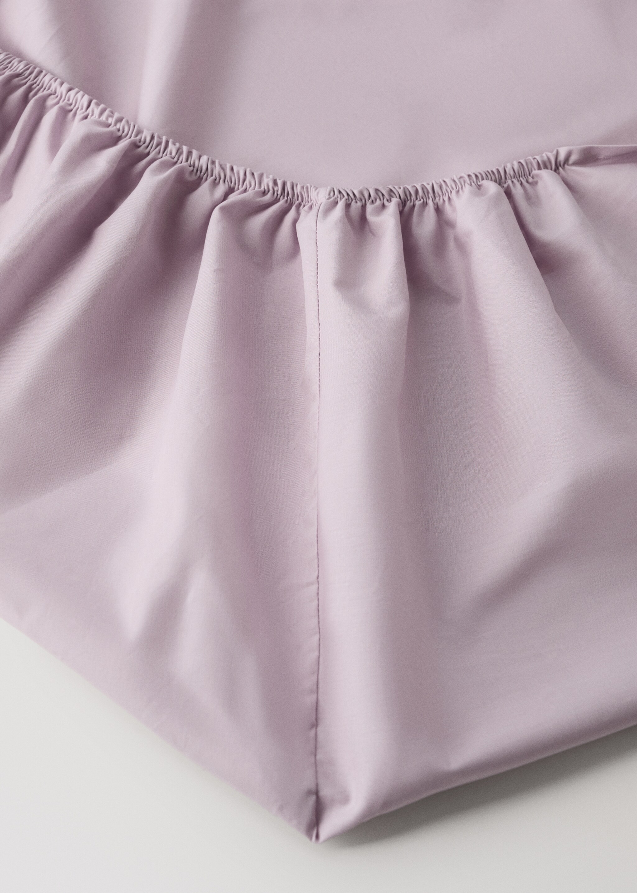 200-thread count percale cotton fitted sheet for 180 cm bed - Details of the article 2, Light/Pastel Purple. Ref: 27022923-00.