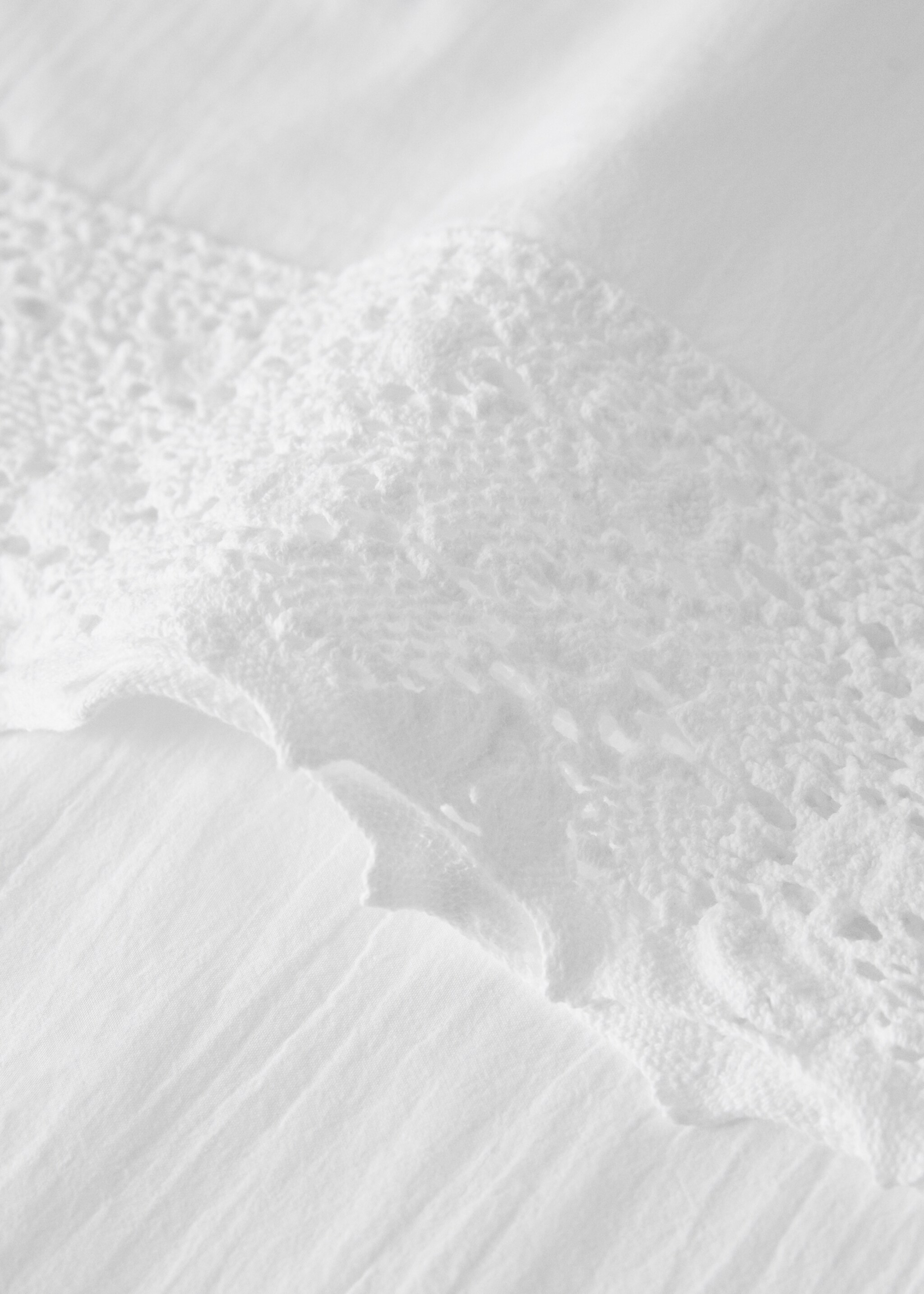 Наволочка з бавовни, пофарбованої в готовому вигляді, з широкою мереживною тасьмою, 45×110 см - Детальніше про товар 1, Білий. Ref: 27022925-00.