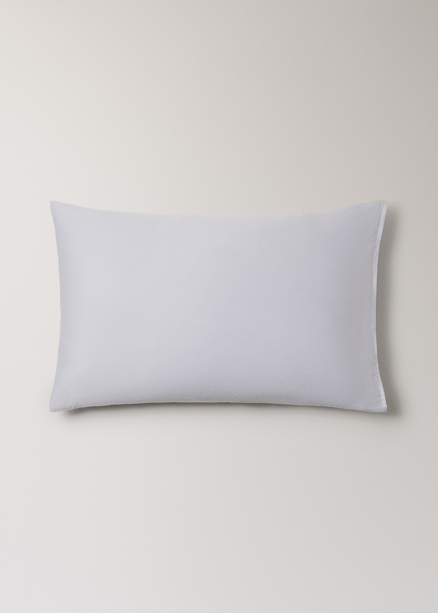 Two double-stitched satin pillowcases 50x75 cm - Article without model