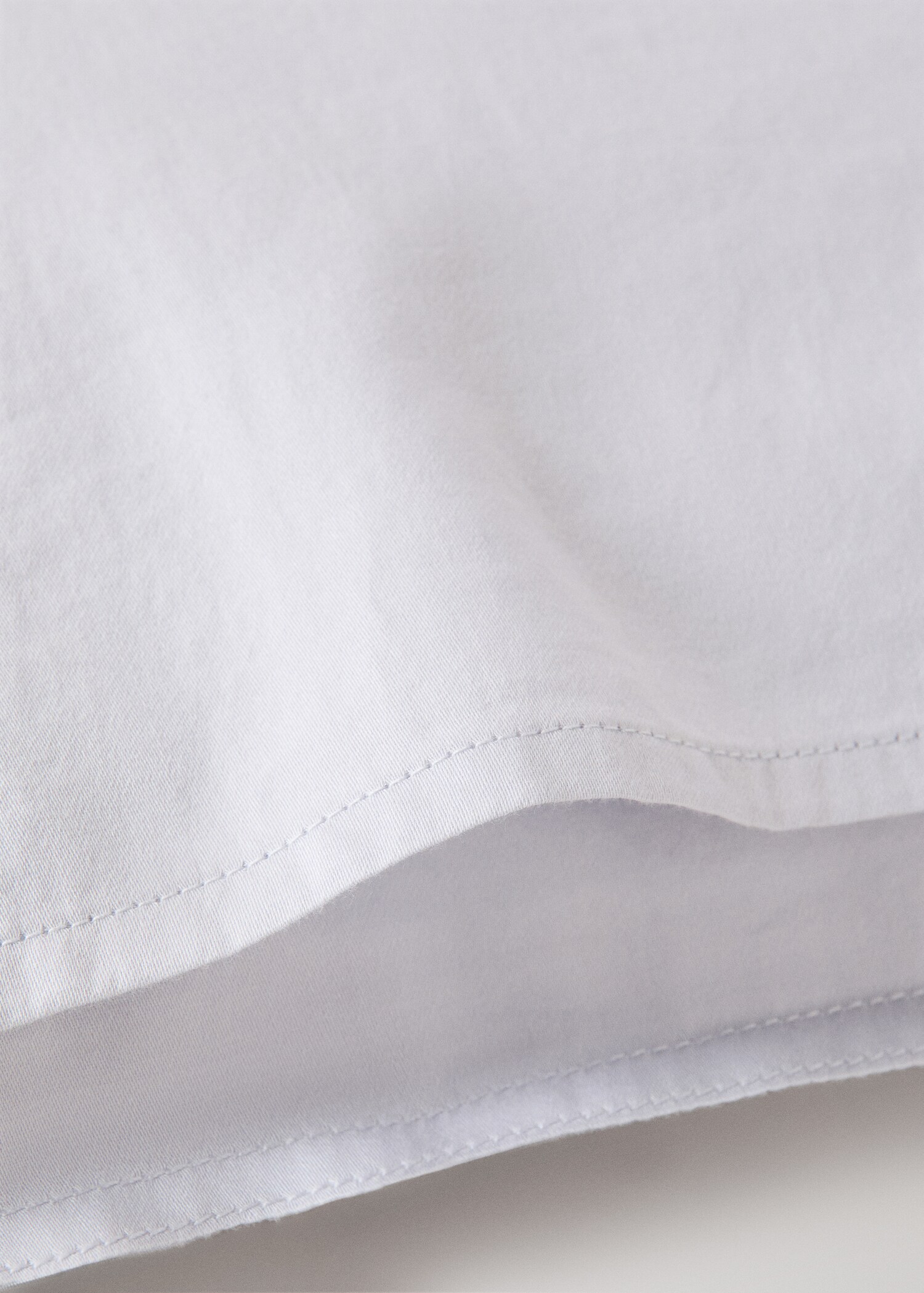 Two double-stitched satin pillowcases  60x60 cm - Details of the article 1