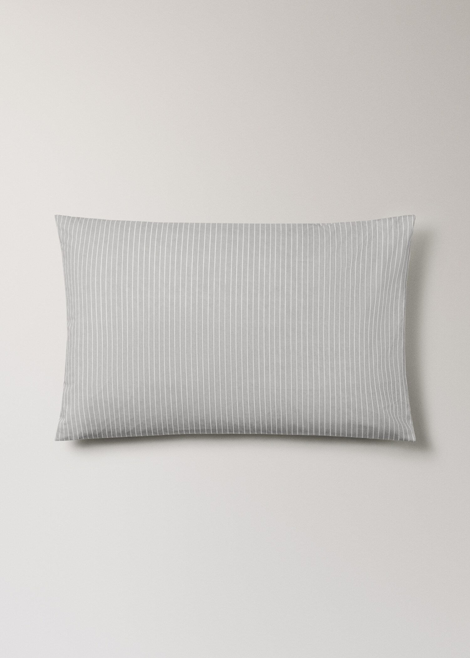 Two cotton percale striped pillowcases 50x75 cm - Article without model