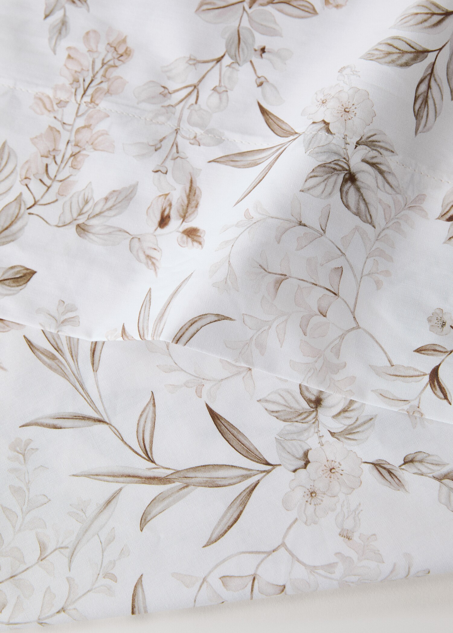 Oberlaken mit Gartenblumenmuster für 180/200 cm Bett - Detail des Artikels 1