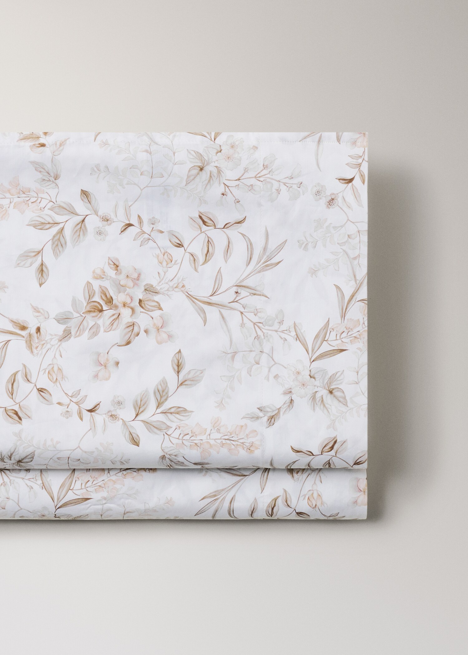 Oberlaken mit Gartenblumenmuster für 180/200 cm Bett - Detail des Artikels 2