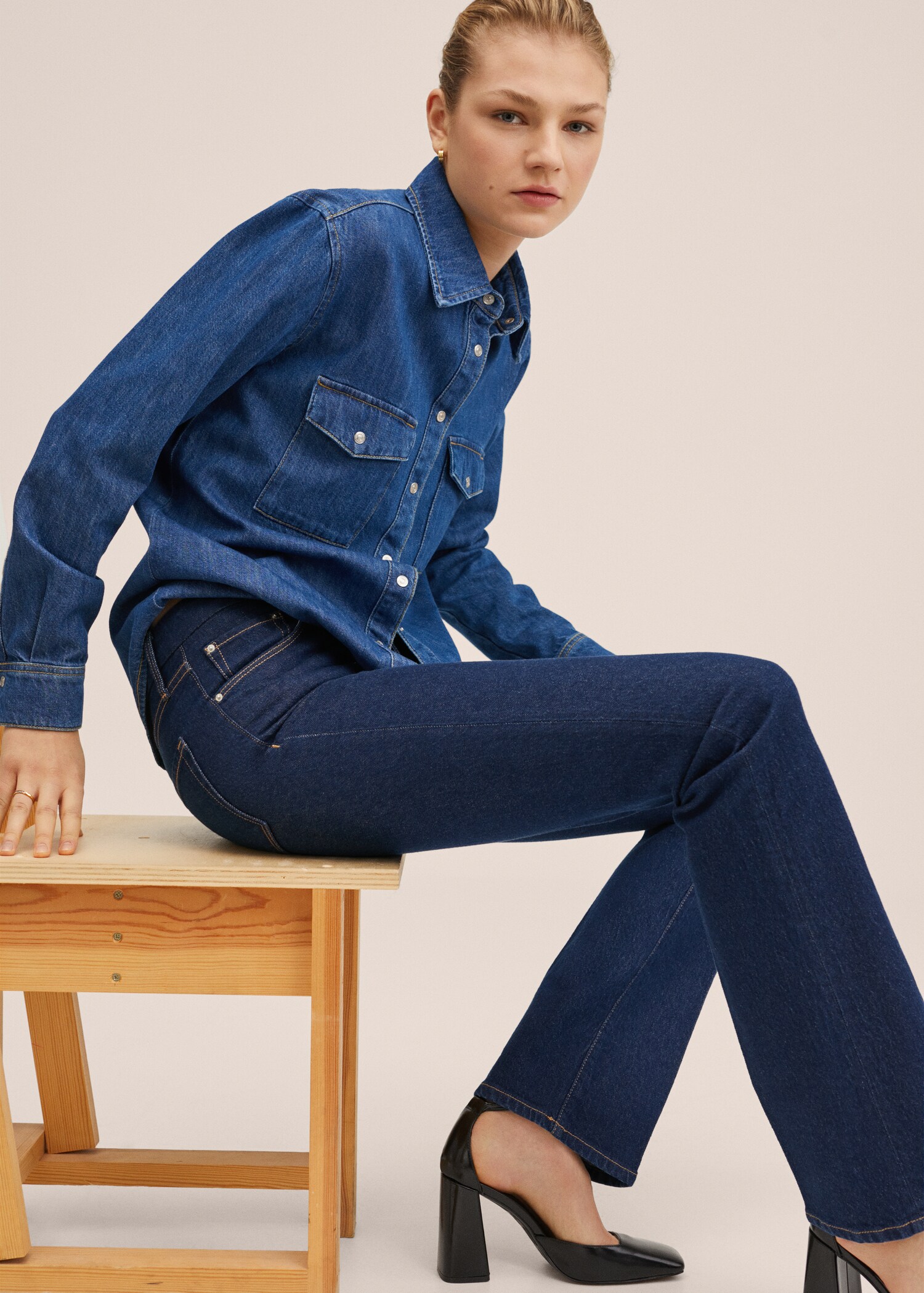 Skinny flared jeans - Details of the article 2