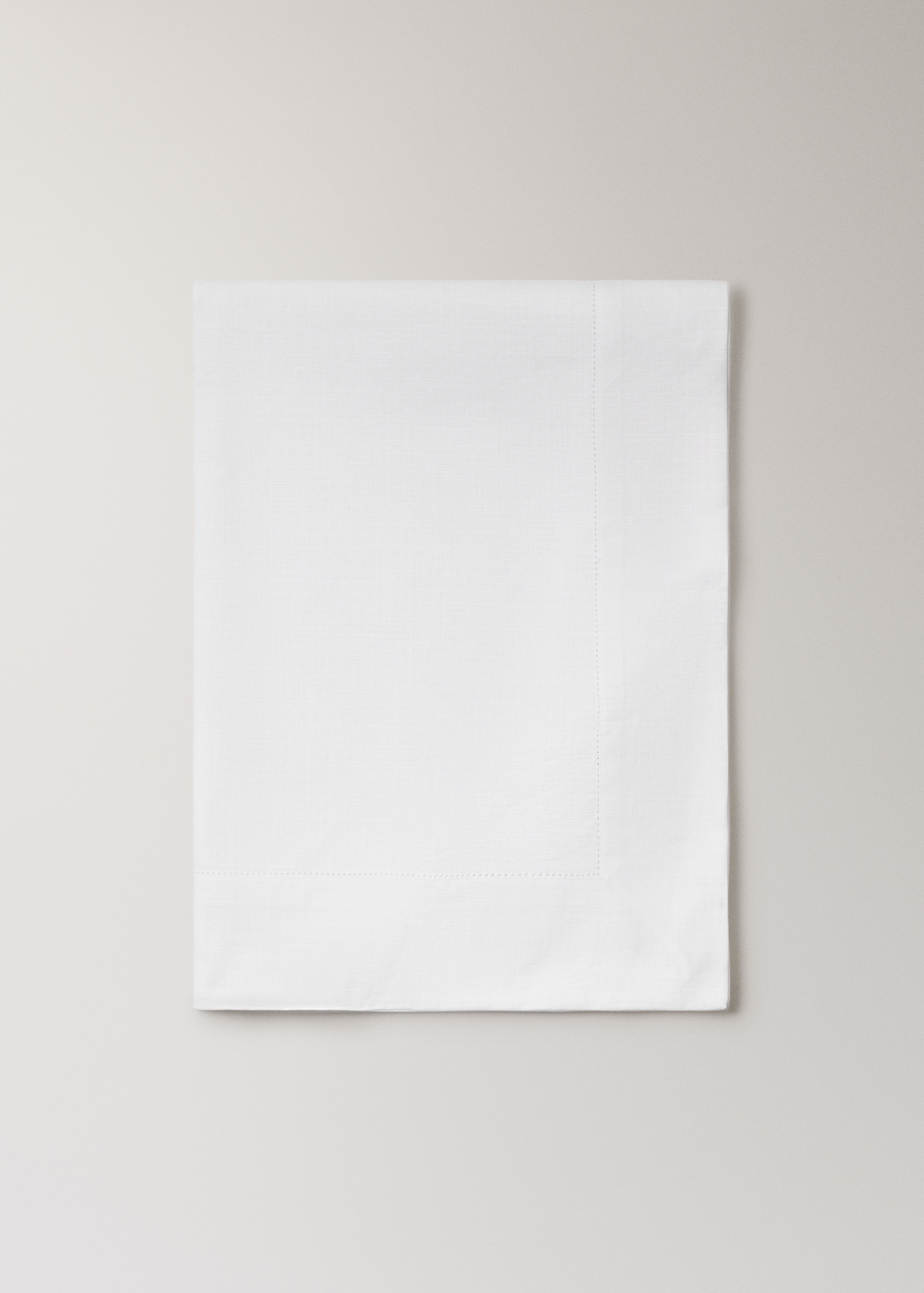 Cotton tablecloth with hemstitch detail for 2 to 4 people - Article without model