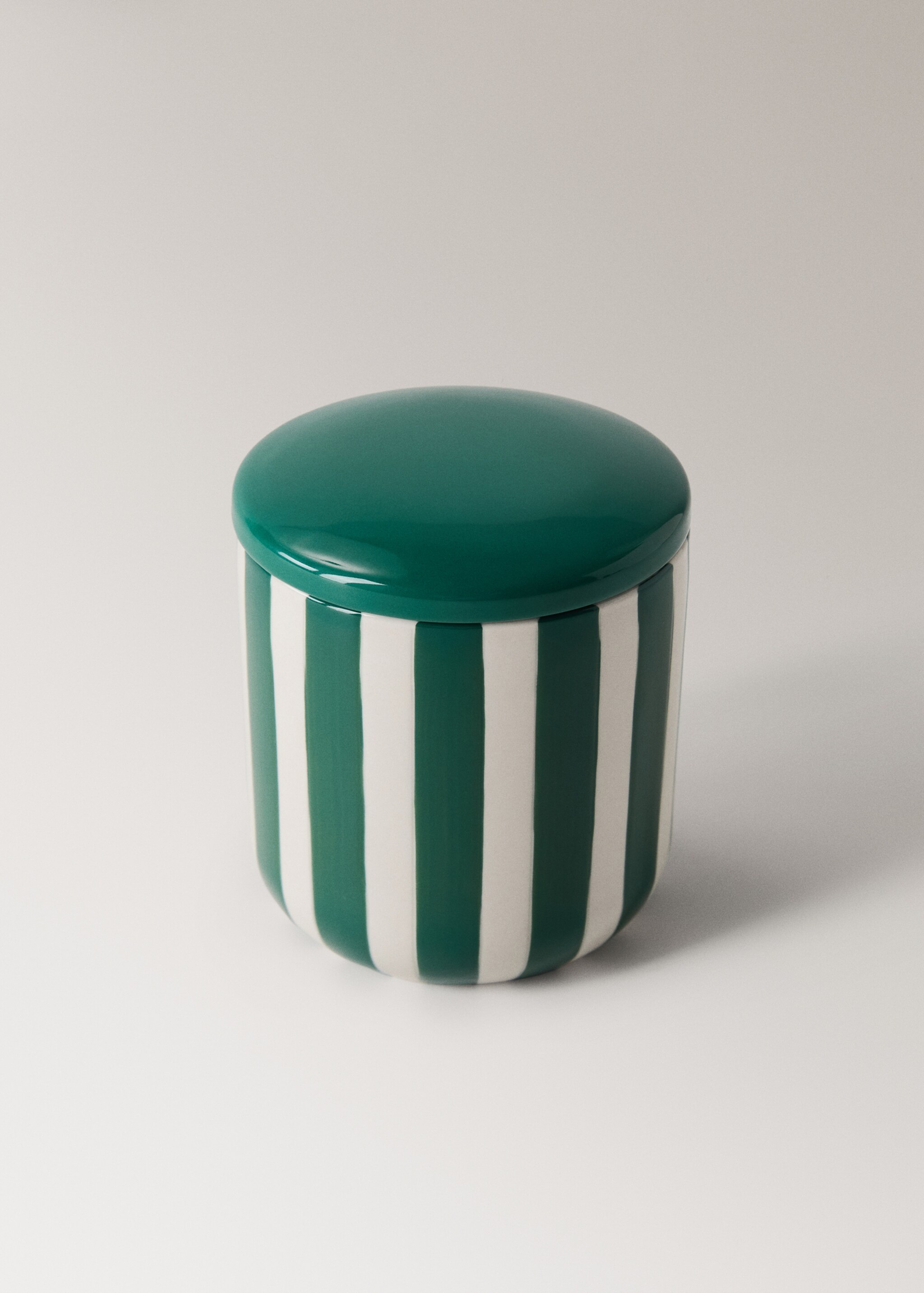 Ceramic bathroom jar with hand-painted stripes - Details of the article 1, Dark Green. Ref: 27023286-00.