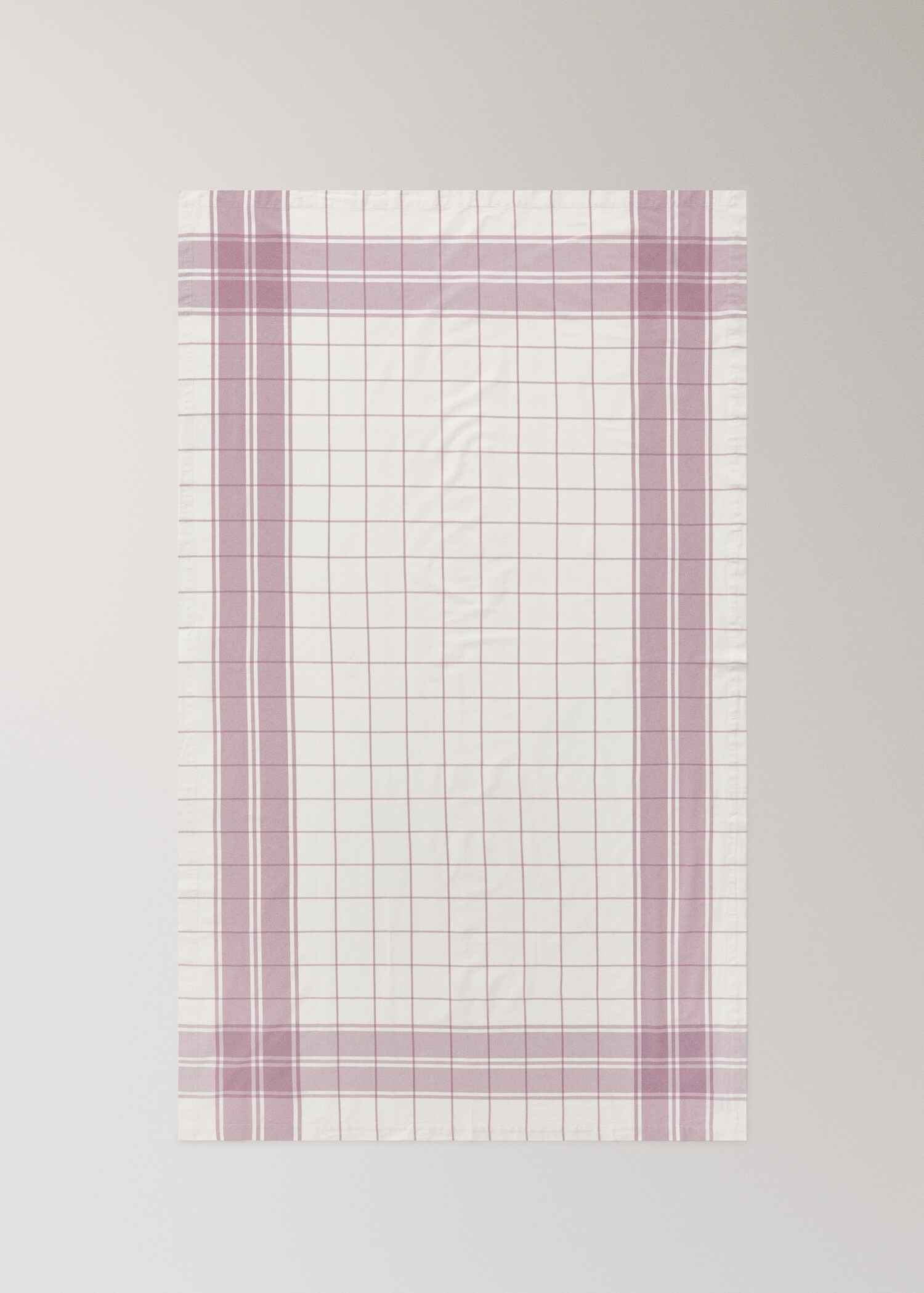 100% cotton tablecloth with contrasting stripes for 8 to 10 guests - Details of the article 4