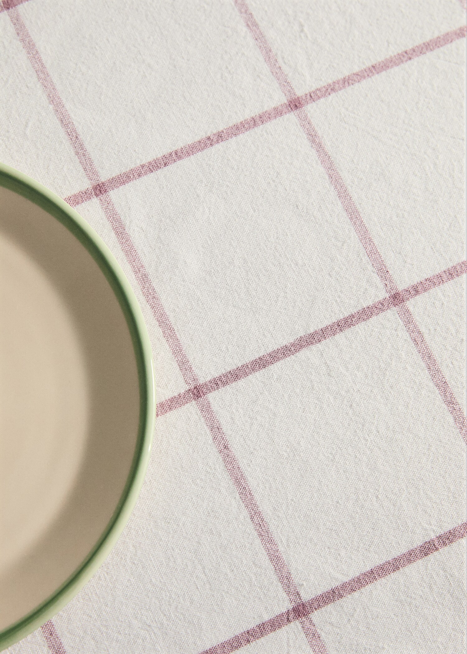 100% cotton tablecloth with contrasting stripes for 8 to 10 guests - Details of the article 7