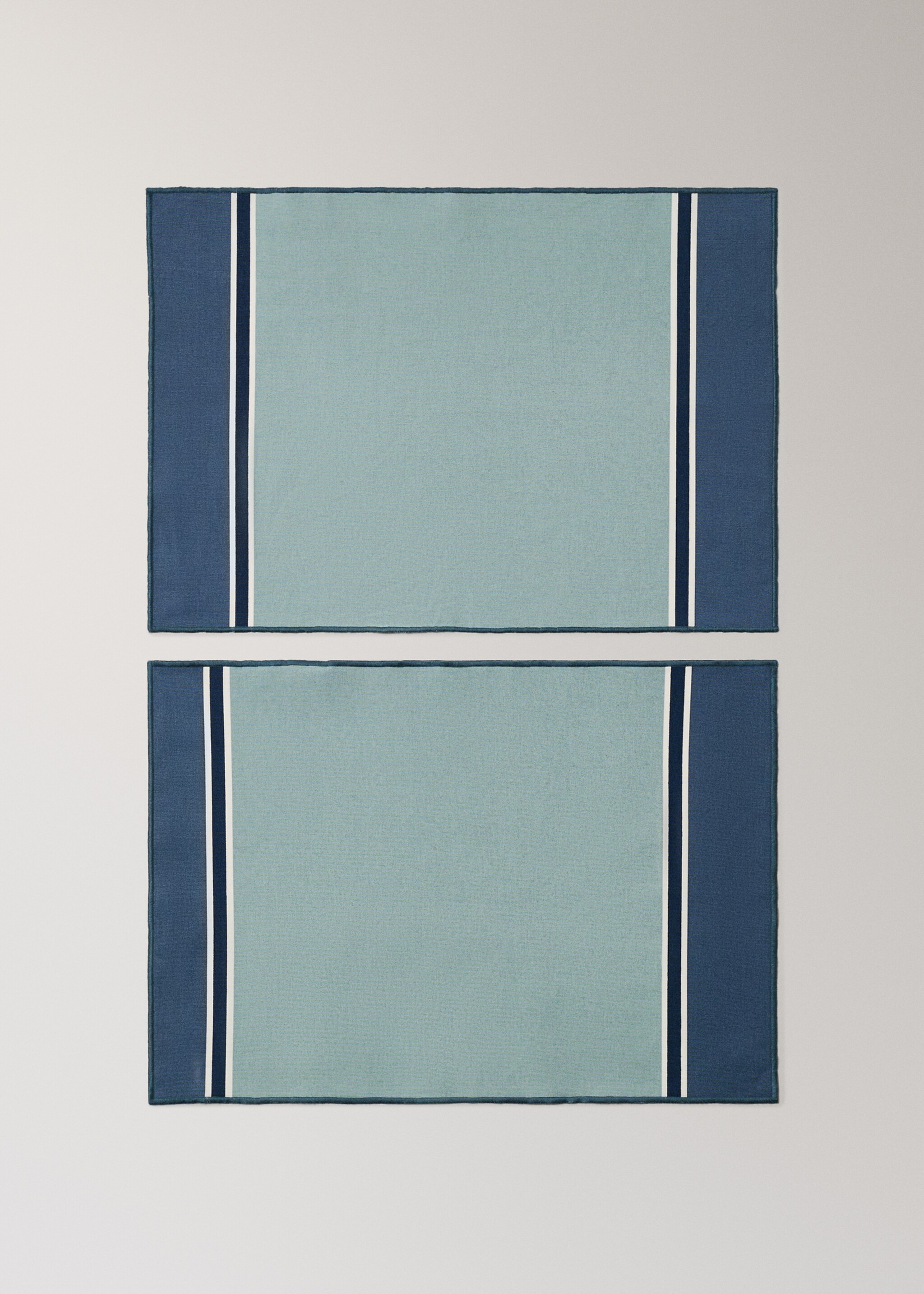 Resin-coated striped table mats - Article without model, Blue. Ref: 27023296-00.