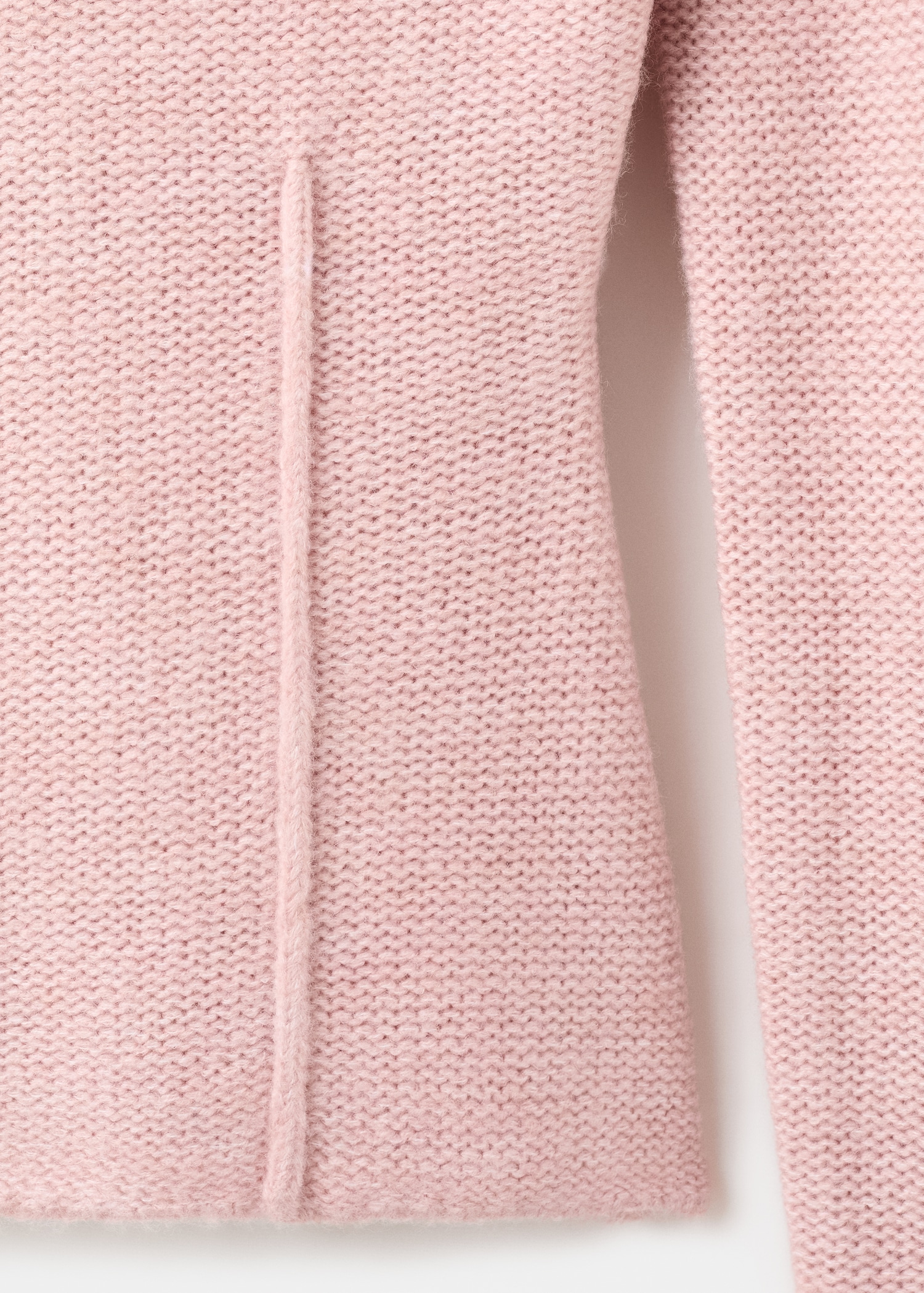 Knitted sweater with seams - Details of the article 0