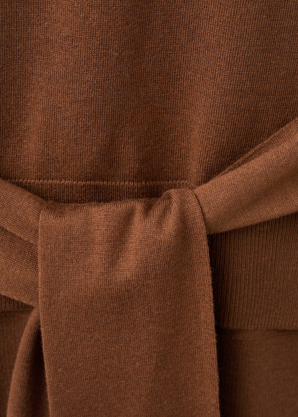 Mango Wool blend knot jersey