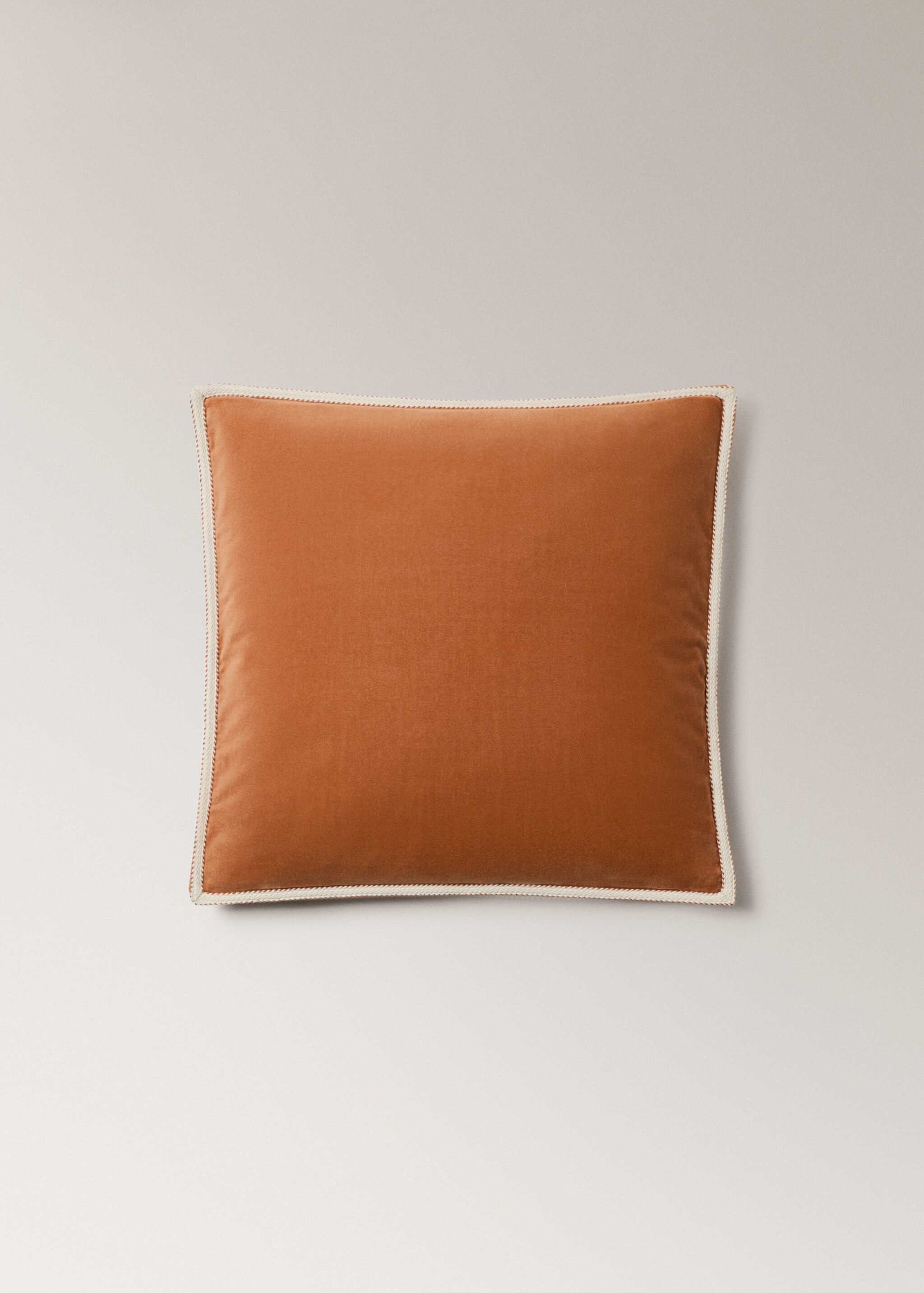 Velvet cushion cover with tape detail 50x50 cm - Article without model, Curry. Ref: 27023307-00.