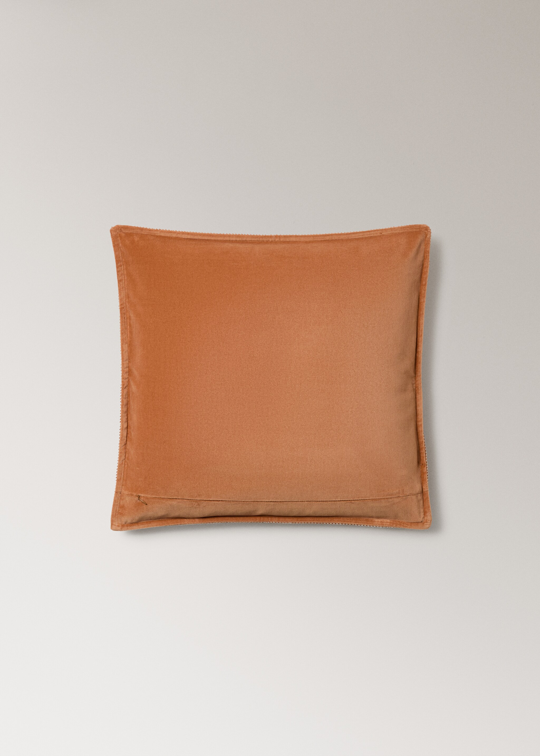 Velvet cushion cover with tape detail 50x50 cm - Details of the article 4, Curry. Ref: 27023307-00.
