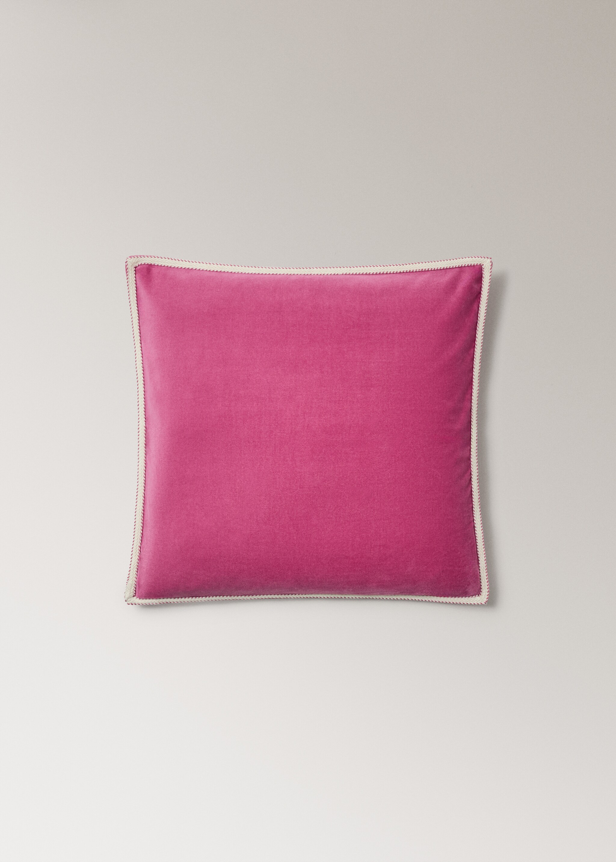 Velvet cushion cover with tape detail 50x50 cm - Article without model, Pink. Ref: 27023307-00.