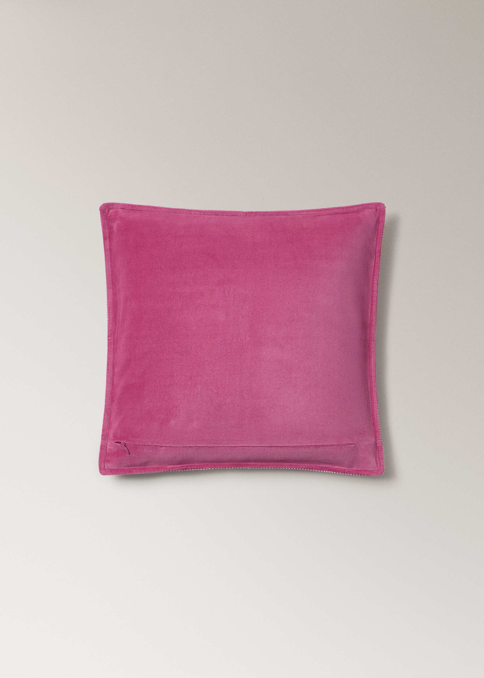 Velvet cushion cover with tape detail 50x50 cm - Details of the article 4, Pink. Ref: 27023307-00.