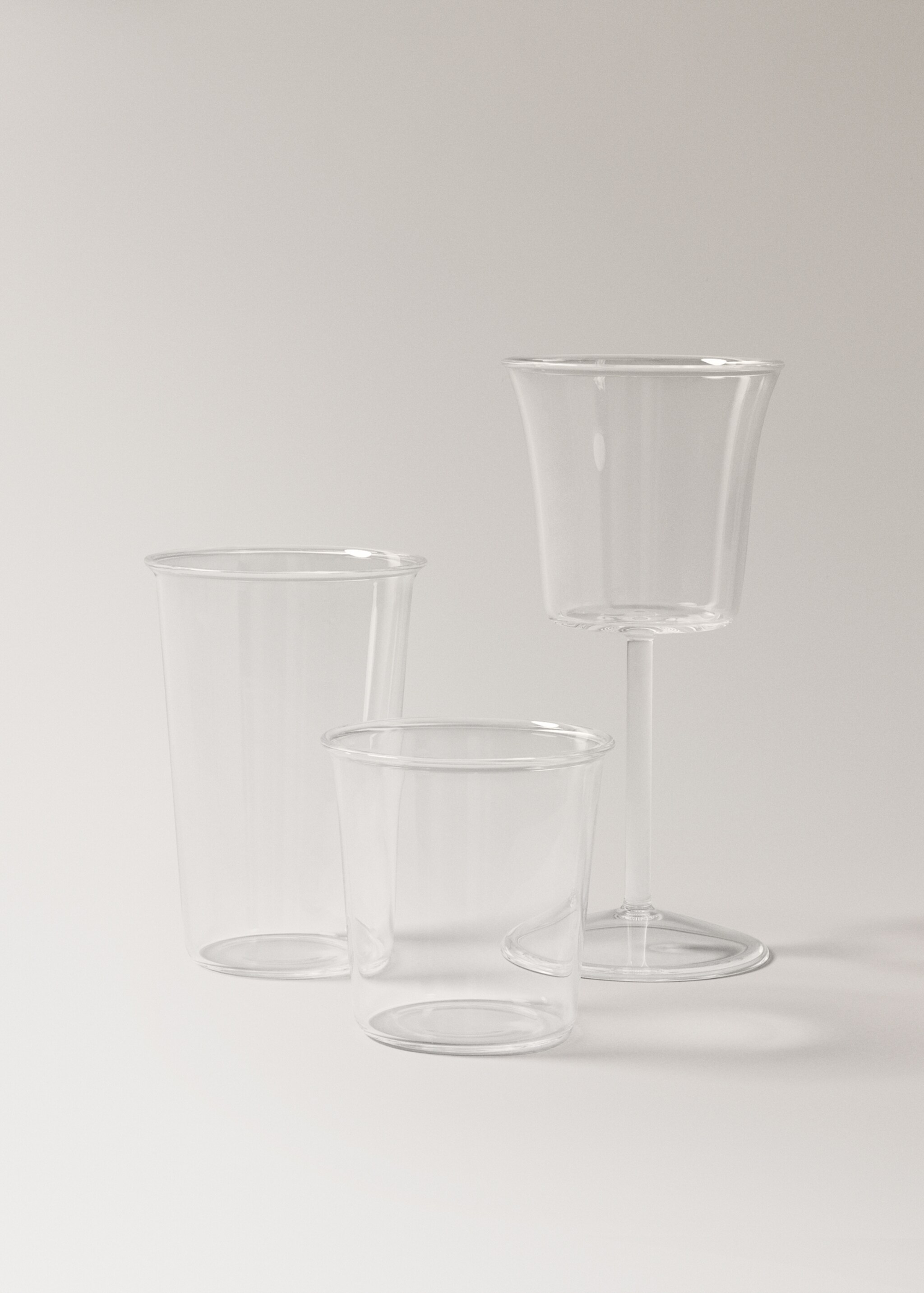 Verre en borosilicate lisse moyen - Détail de l'article 3, Gris glacé. Ref: 27023312-00.