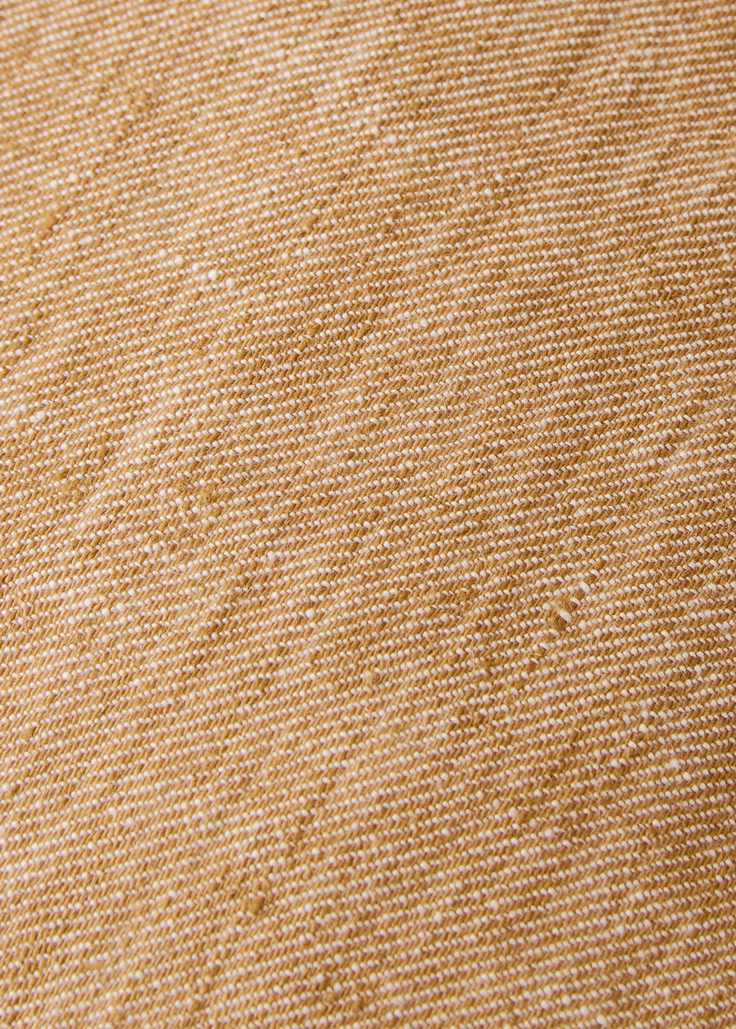 Linen cushion cover with overlock detail 40x60 cm - Details of the article 3