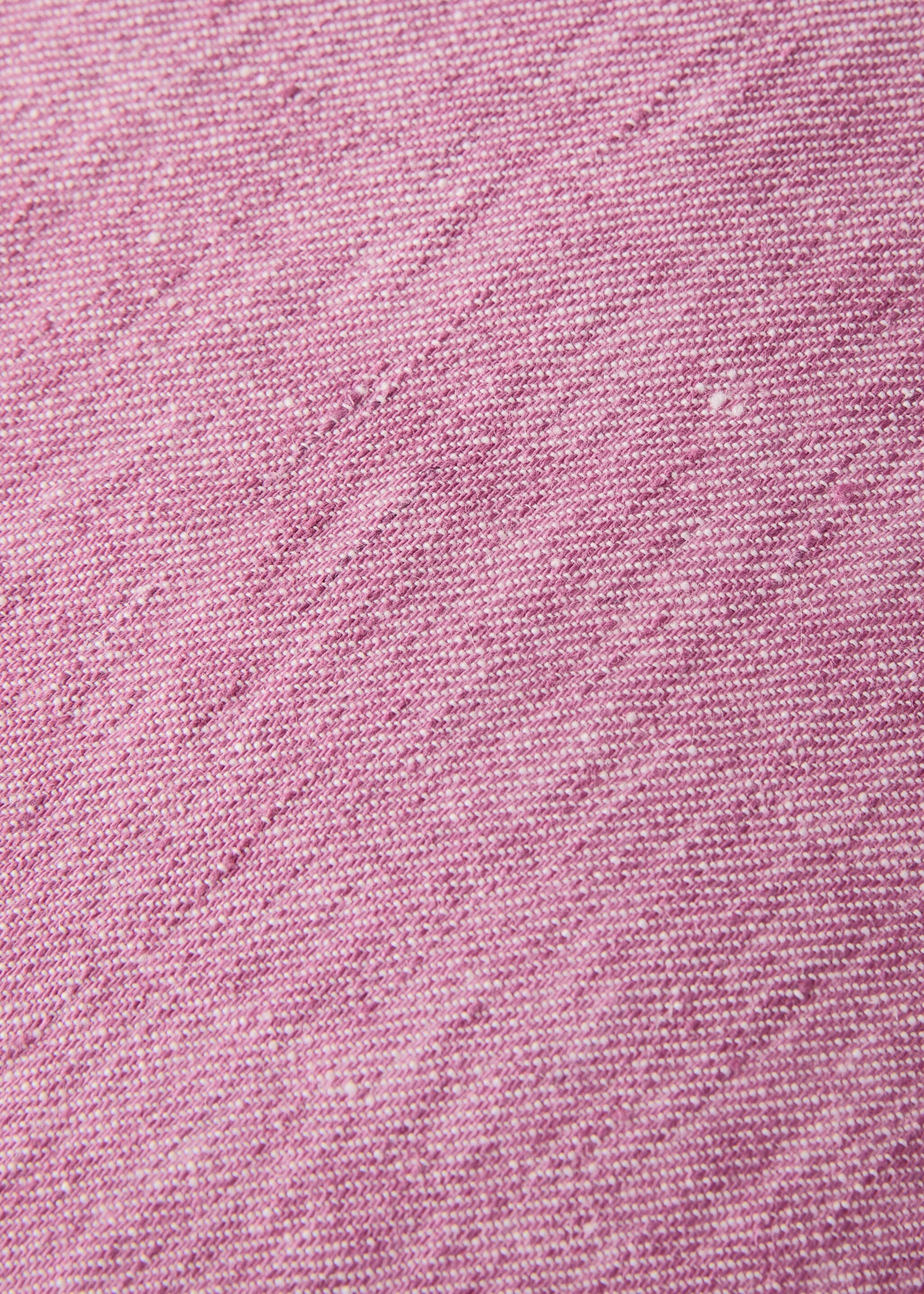 Linen cushion cover with overlock detail 40x60 cm - Details of the article 3, Pink. Ref: 27023319-00.