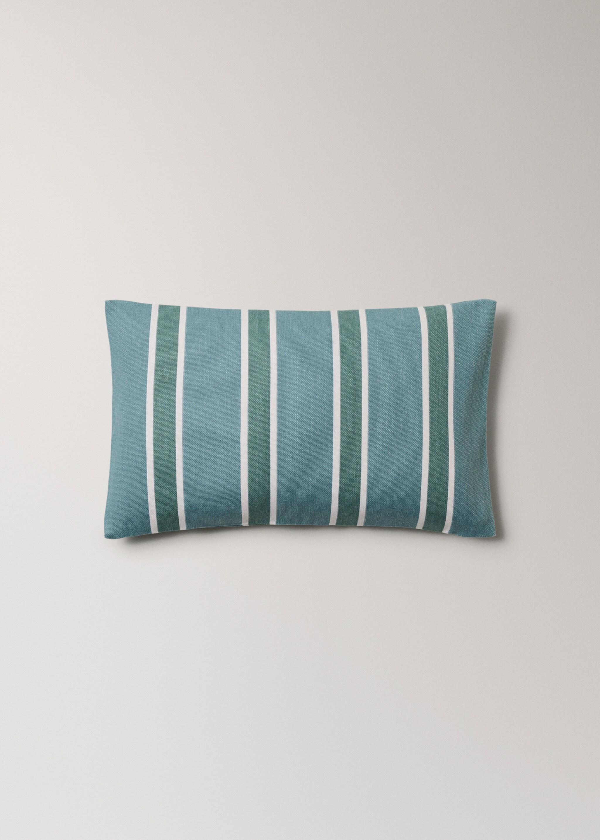 Cotton cushion cover with printed stripes 30x50 cm - Article without model, Blue. Ref: 27023320-00.