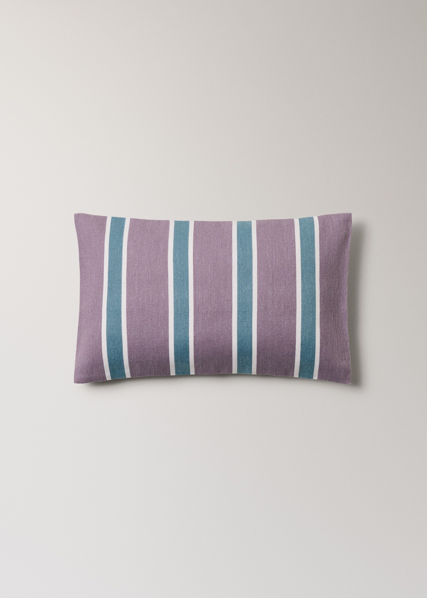 Cotton cushion cover with printed stripes 30x50 cm - Article without model