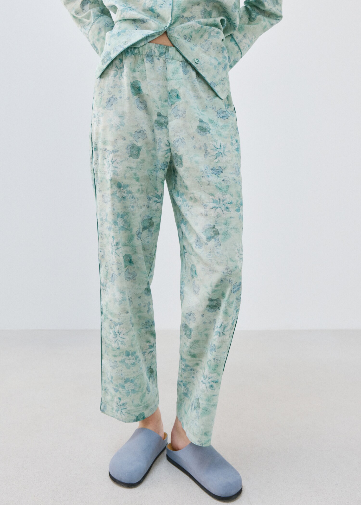 Printed trousers with piping - Medium plane