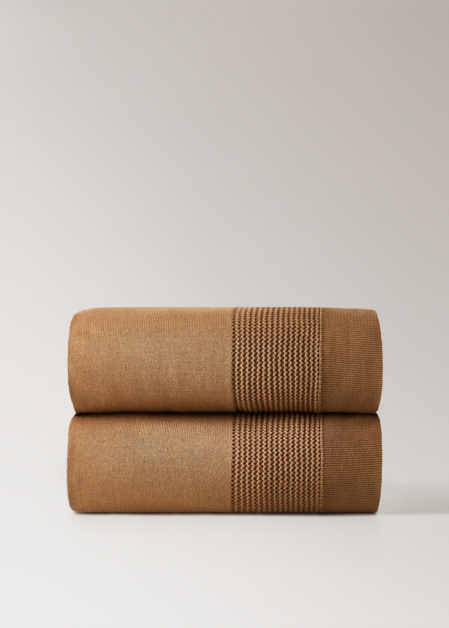 Cotton openwork baby blanket - Article without model