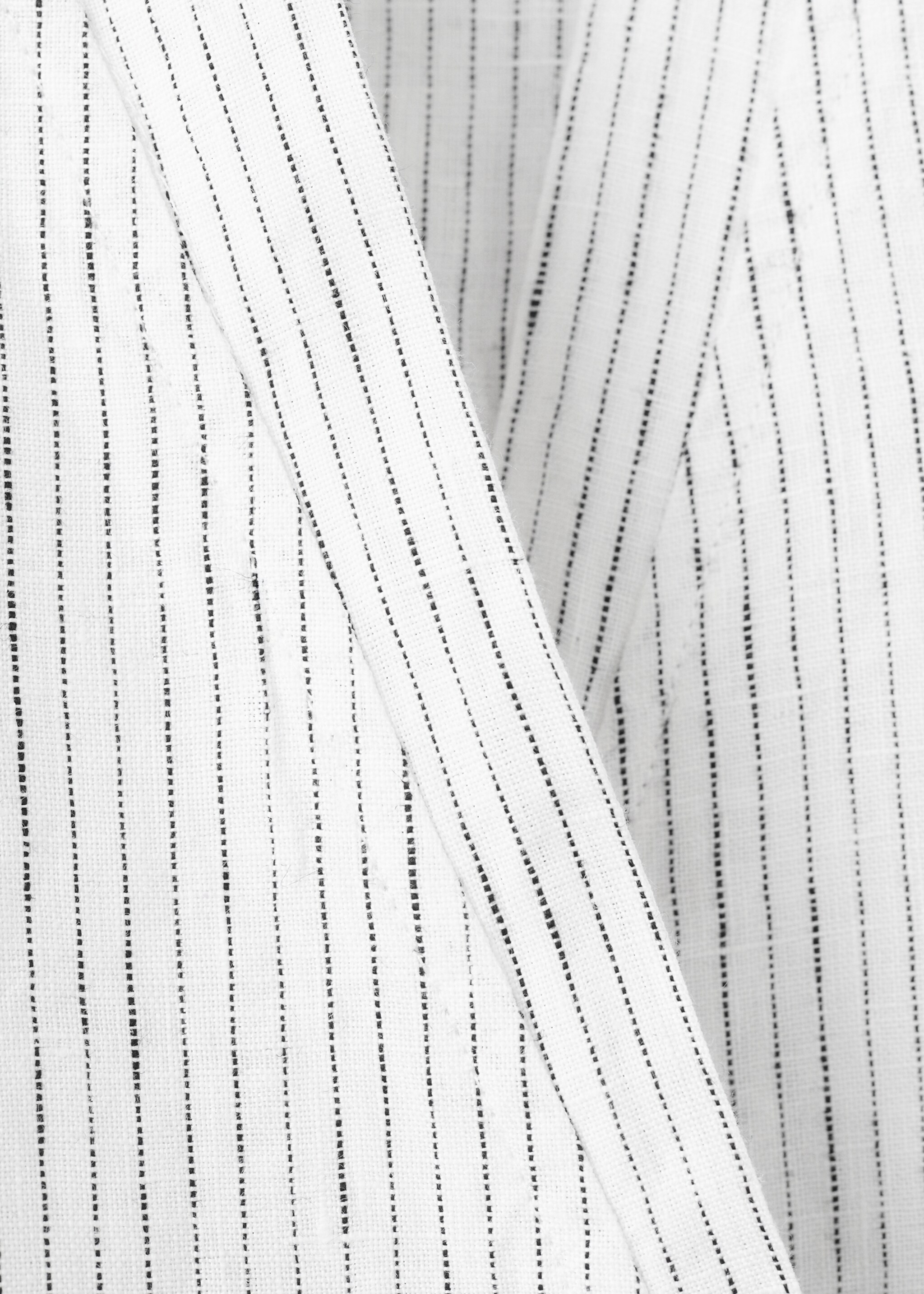 Leinen-Pyjamahemd mit Streifen und langen Ärmeln - Detail des Artikels 8, Weiß. Ref: 27023338-00.