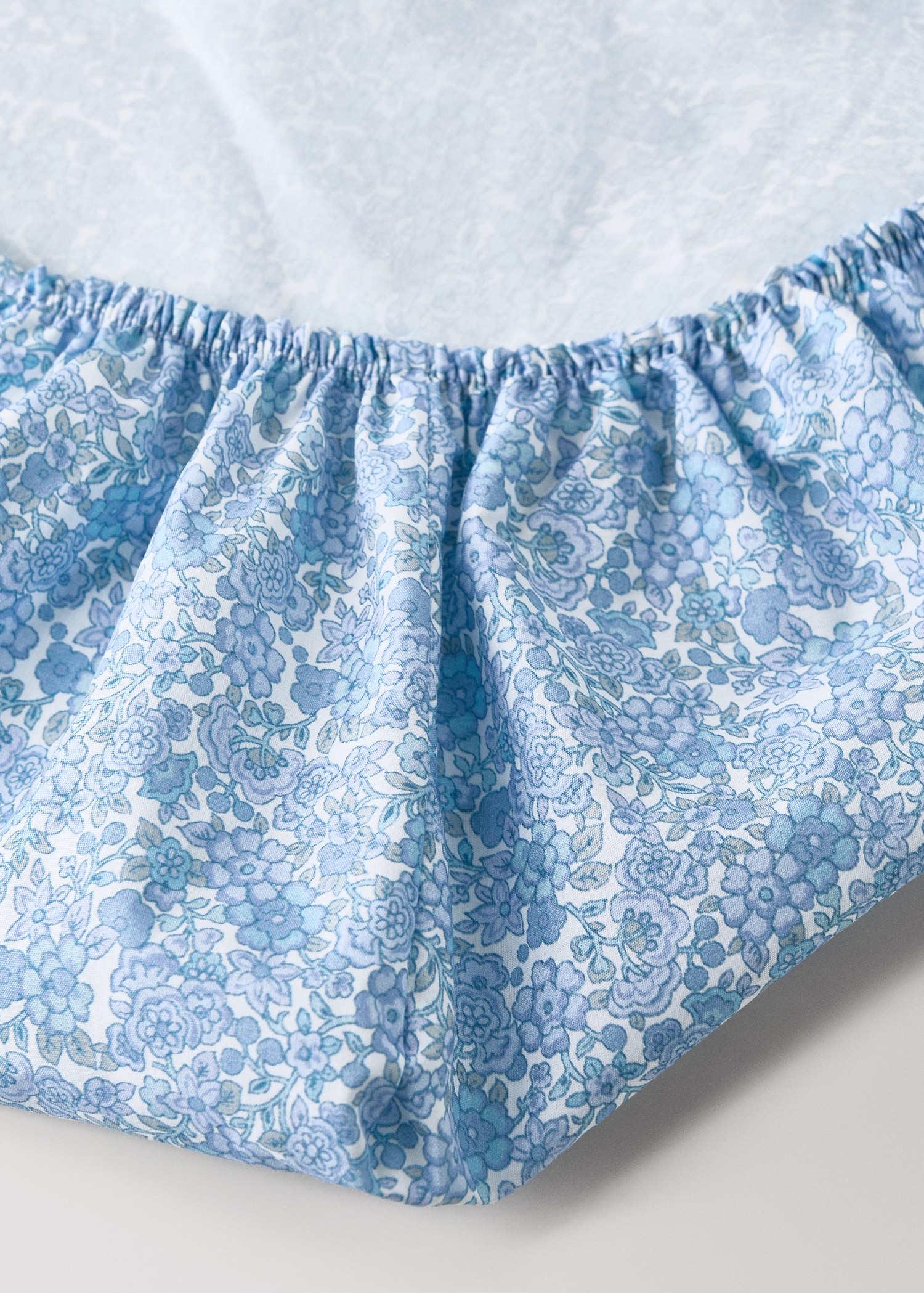 Children's calico flower fitted sheet 135/140 cm - Home | MANGO Romania
