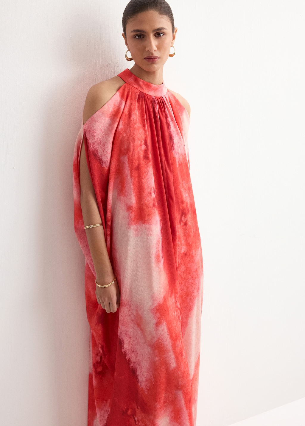 Off-the-shoulder long dress