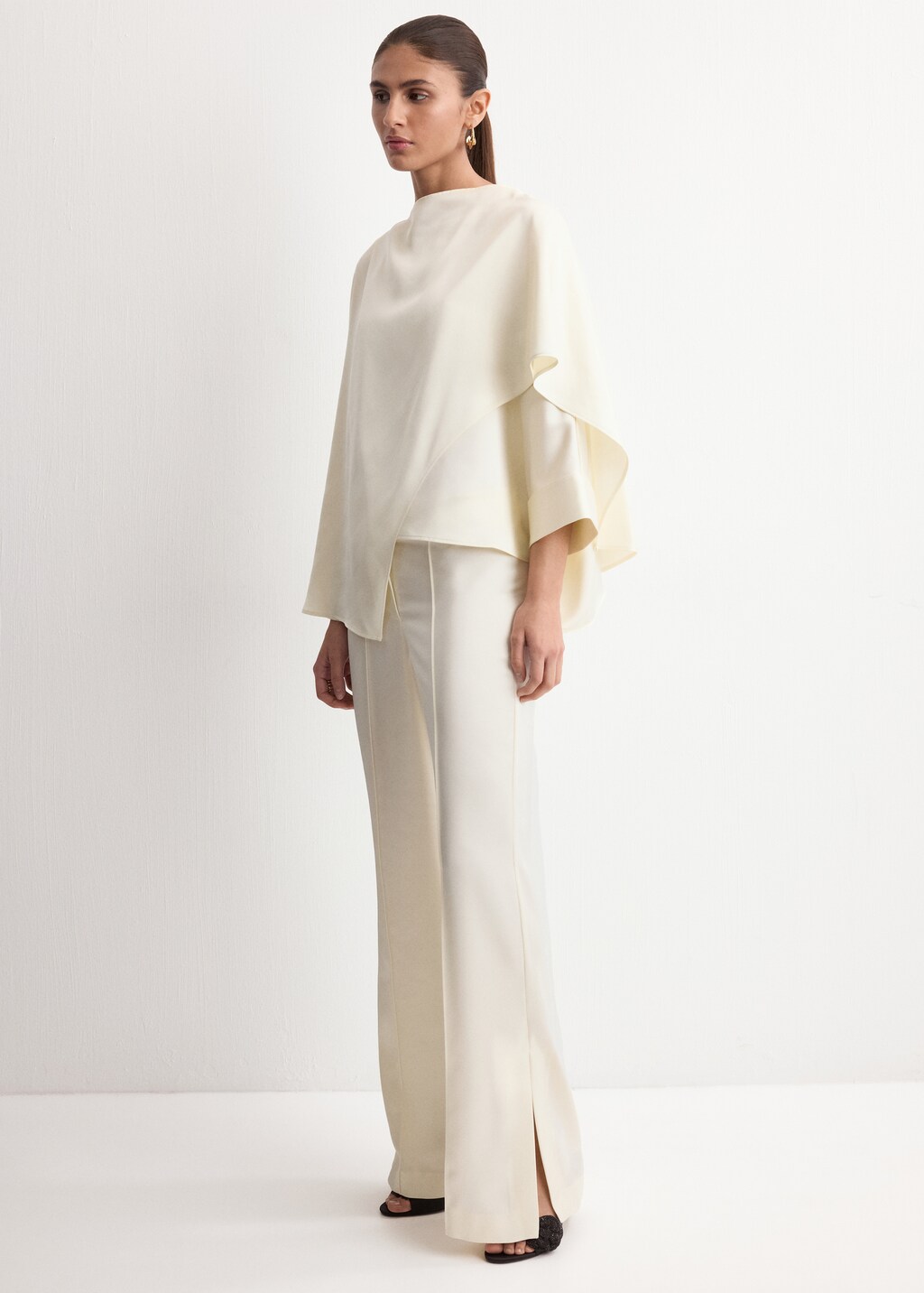 Straight mid-rise pants - image 4