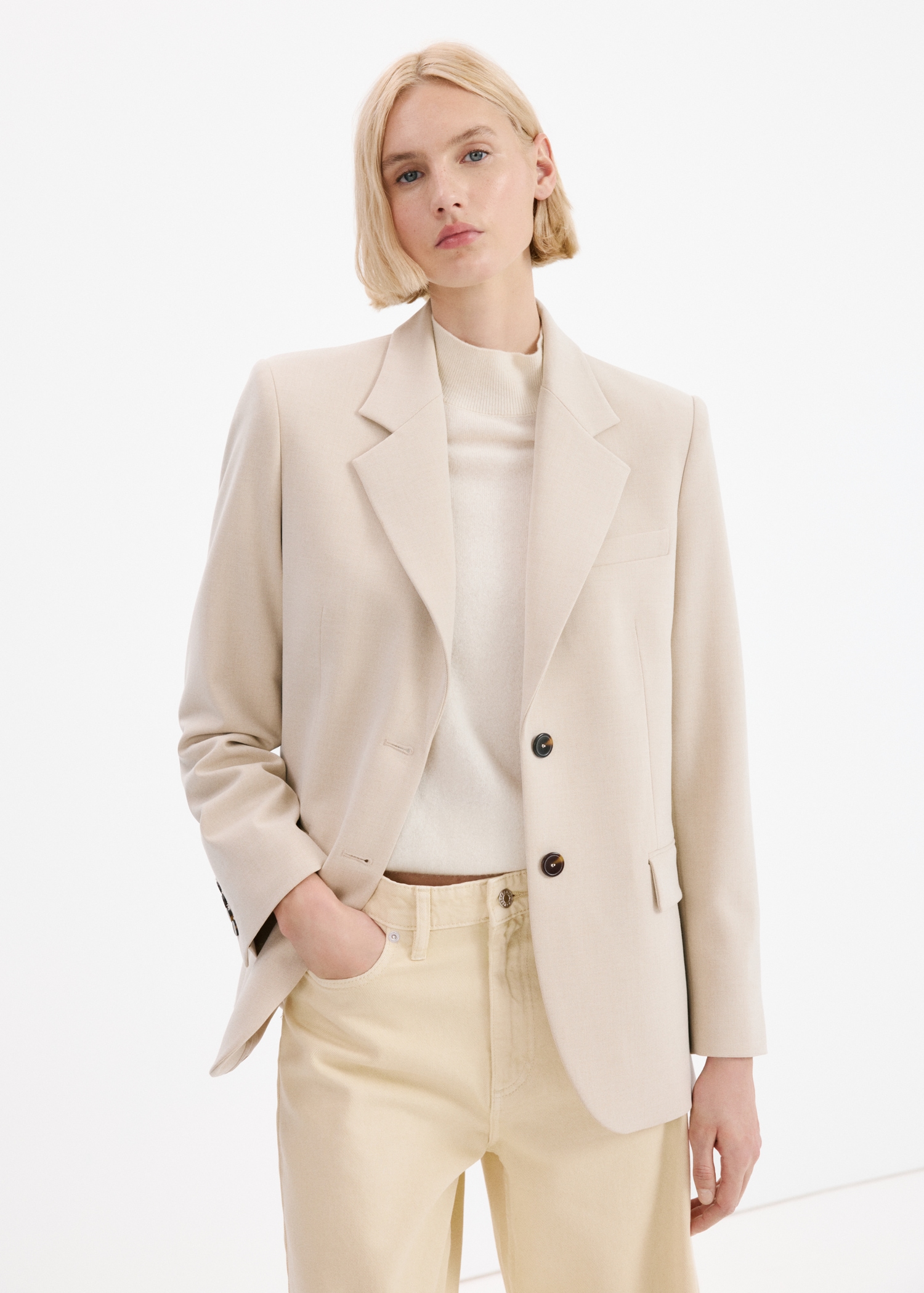 Jean large taille normale - Plan moyen