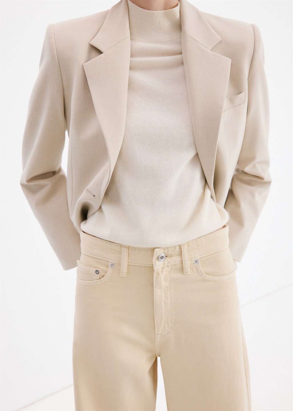 Mango Wide leg mid-rise jeans thumbnail