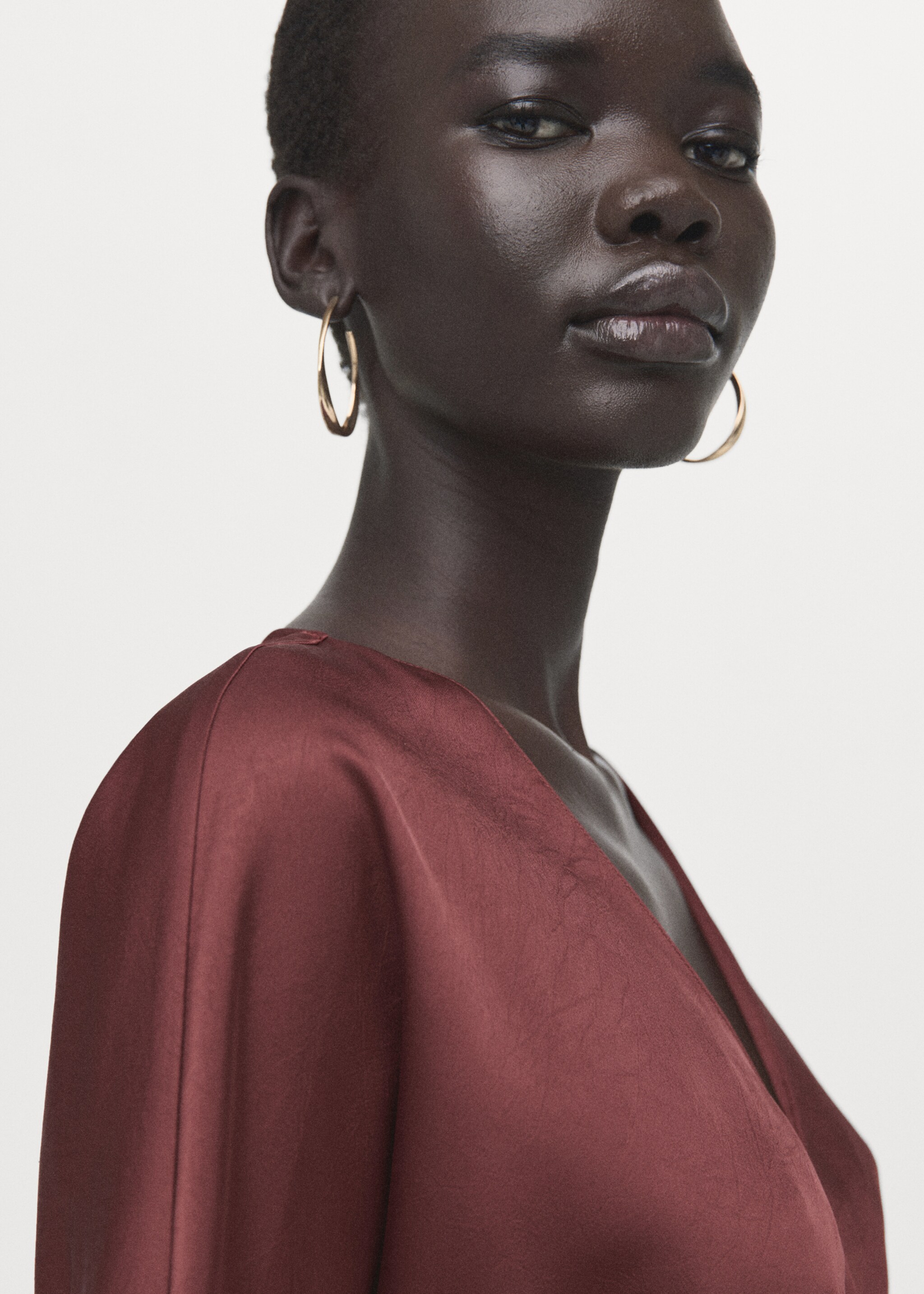 Belt detail dress - Details of the article 1, Maroon. Ref: 27024085-00.