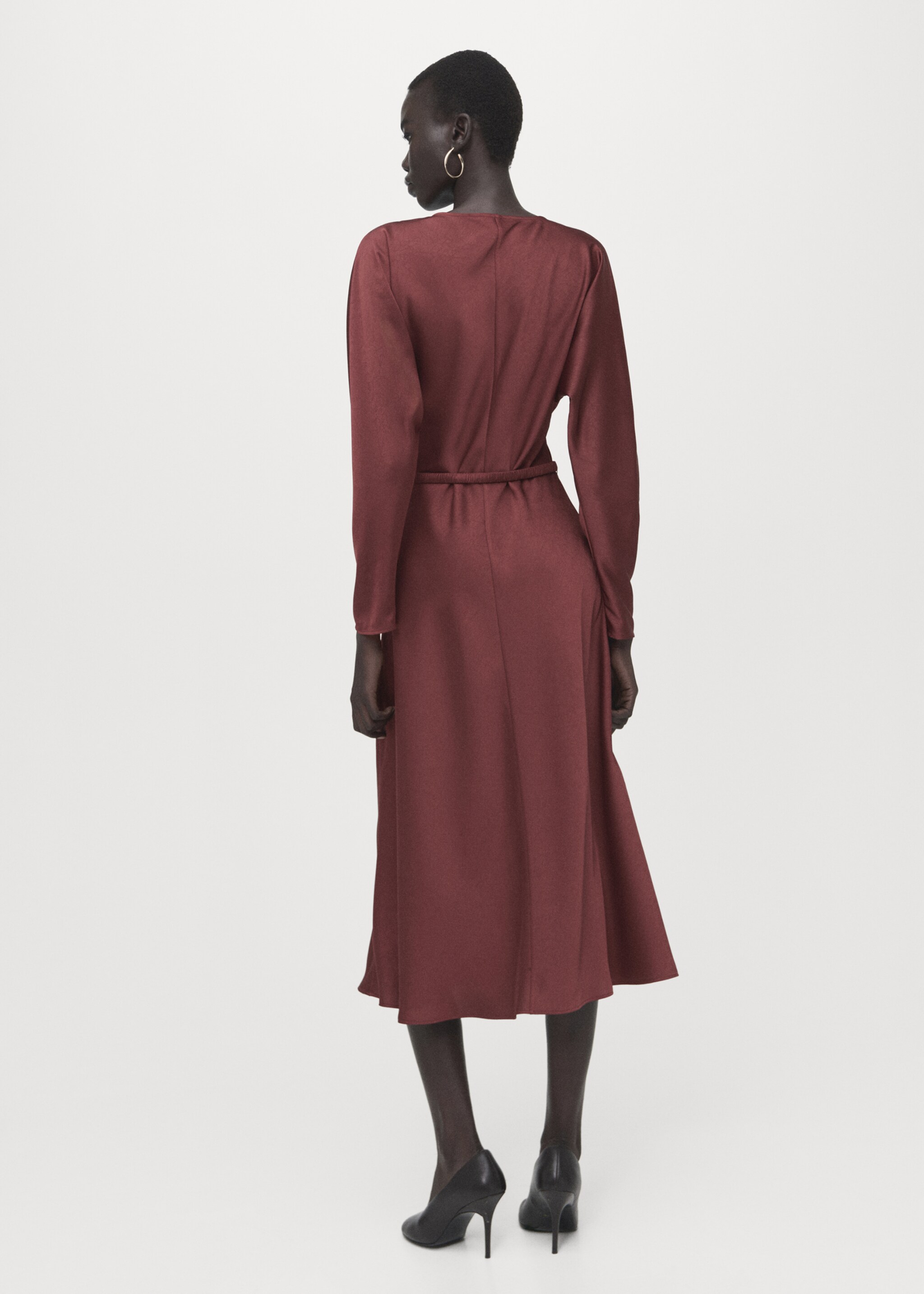 Belt detail dress - Reverse of the article, Maroon. Ref: 27024085-00.