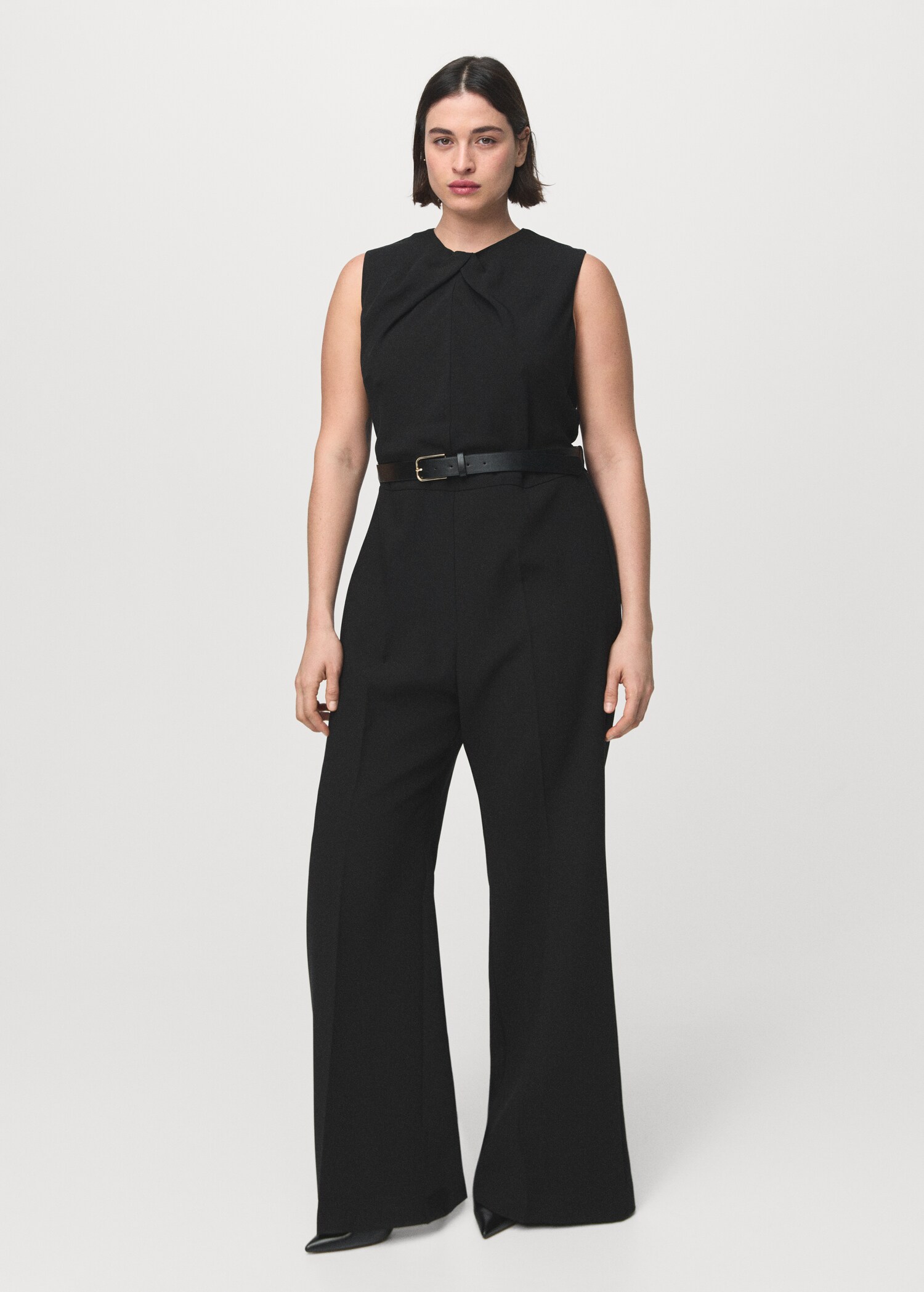 Jumpsuit with draped belt detail - Details of the article 3