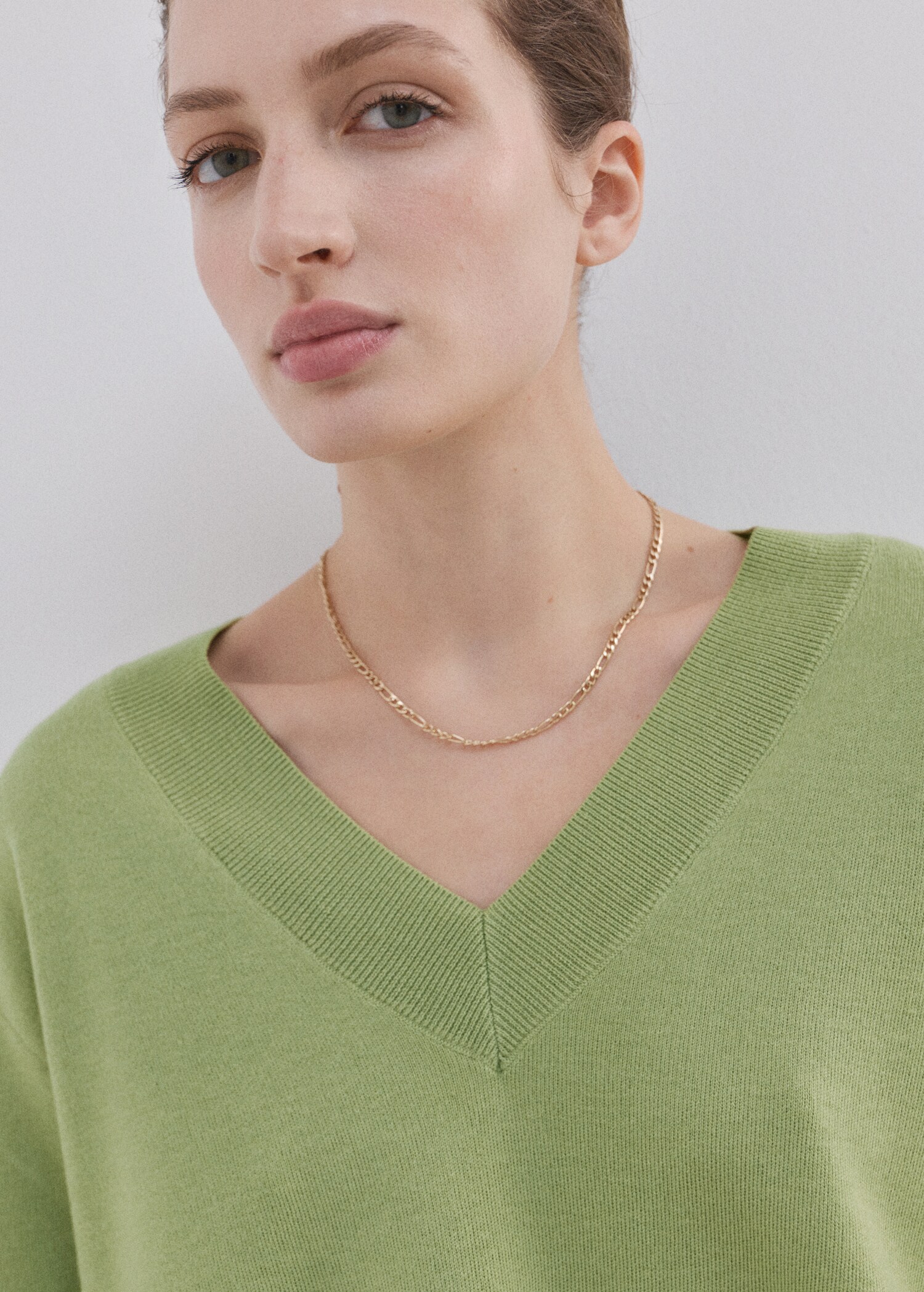 Pull-over maille col en V - Détail de l'article 6