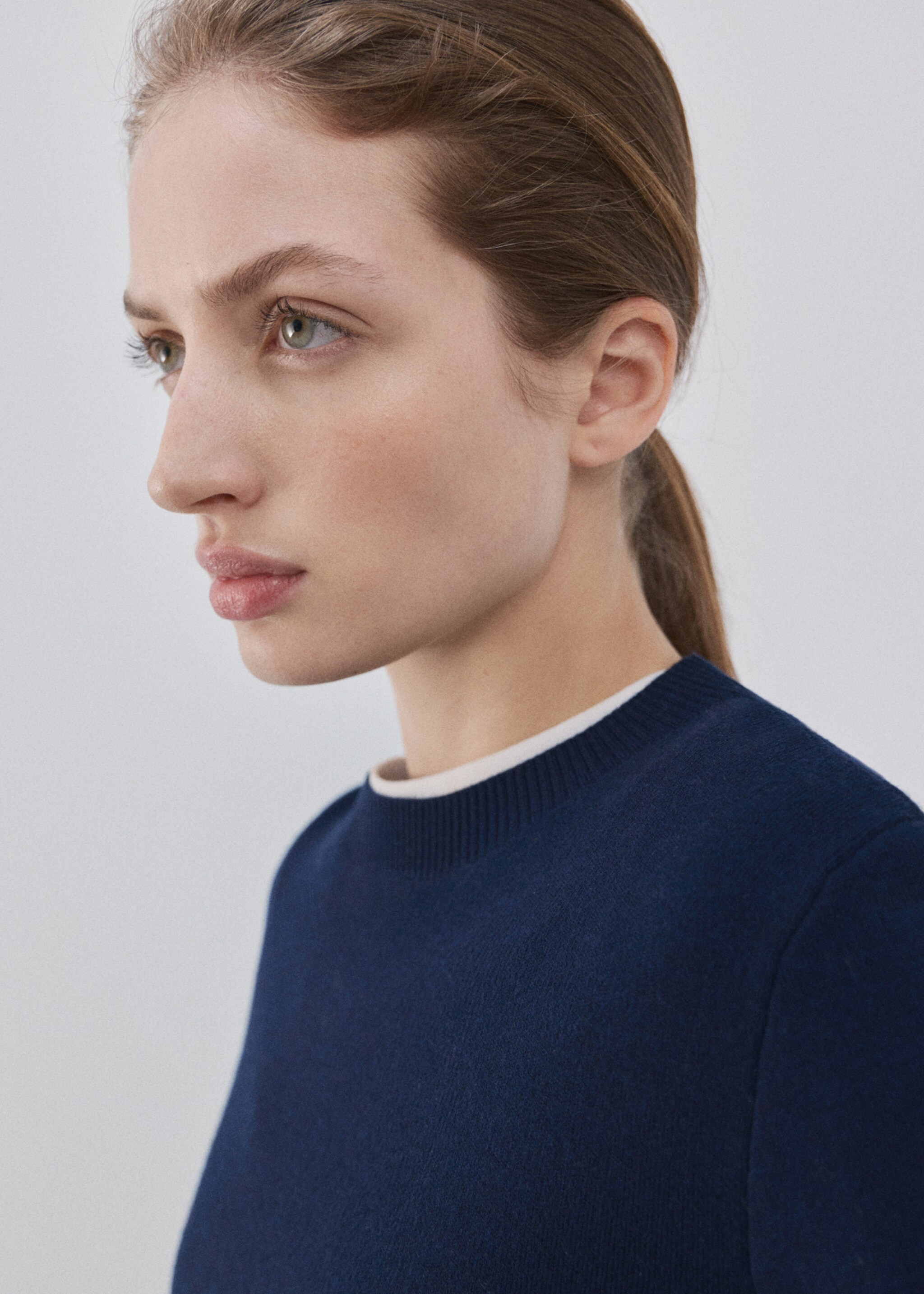 Pull en maille à col rond - Détail de l'article 1, Bleu marine foncé. Ref: 27024091-00.