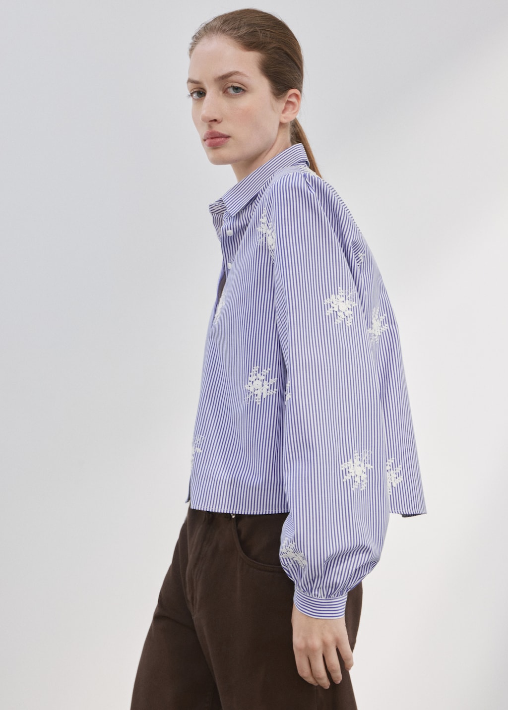 Embroidery striped shirt