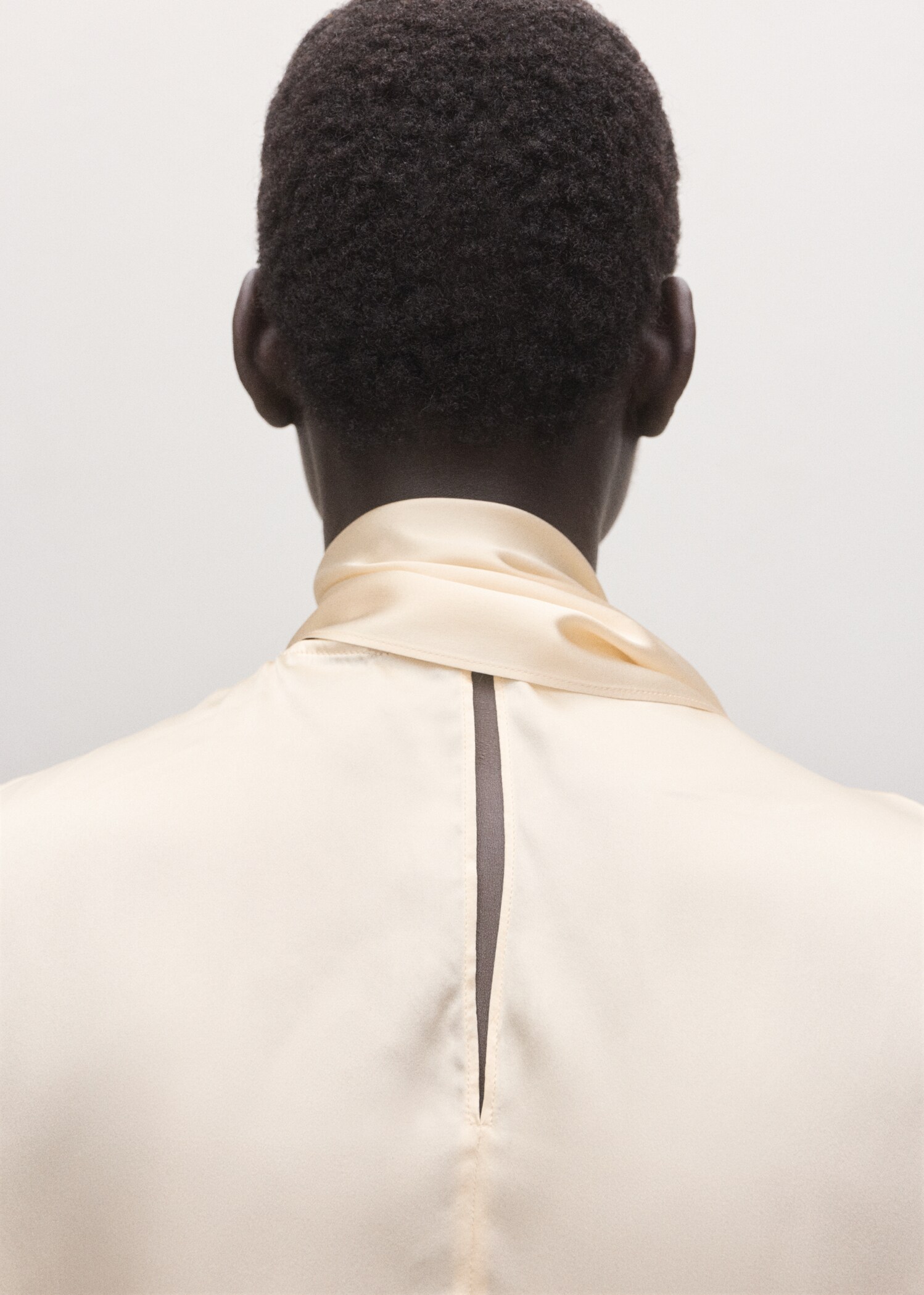 Blusa 100% seda cuello fular - Detalle del artículo 6