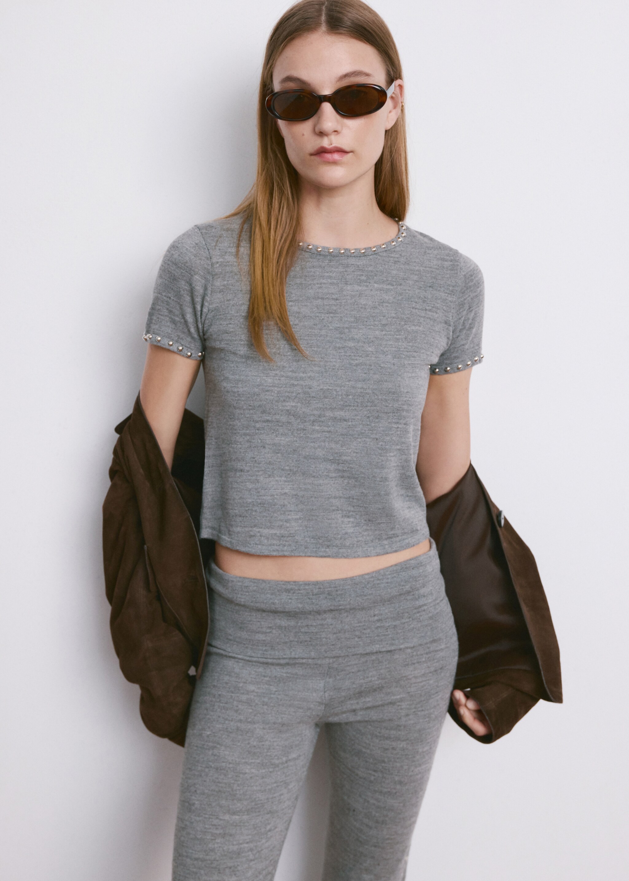 Studded knitted sweater - Medium plane, Medium Heather Grey. Ref: 27024098-00.